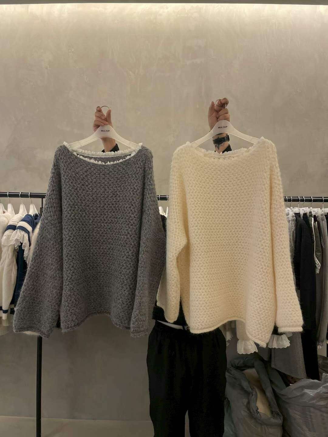 MP5415 洞洞織紋壓線圓領上衣 *特價* (優惠碼同充值購物金不適用)