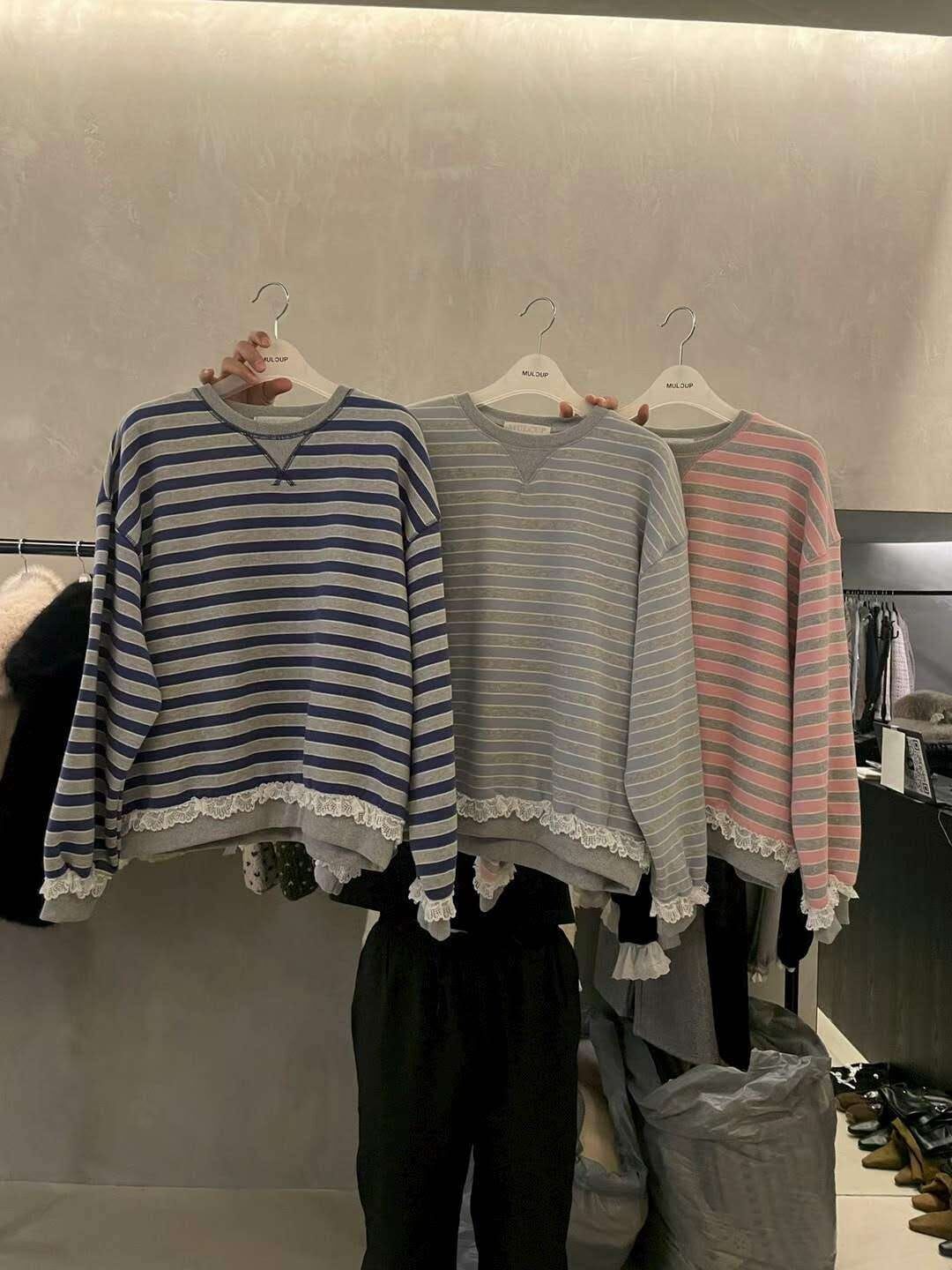 MP5419 撞色圓領木耳蕾絲邊條紋上衣 *特價* (優惠碼同充值購物金不適用)