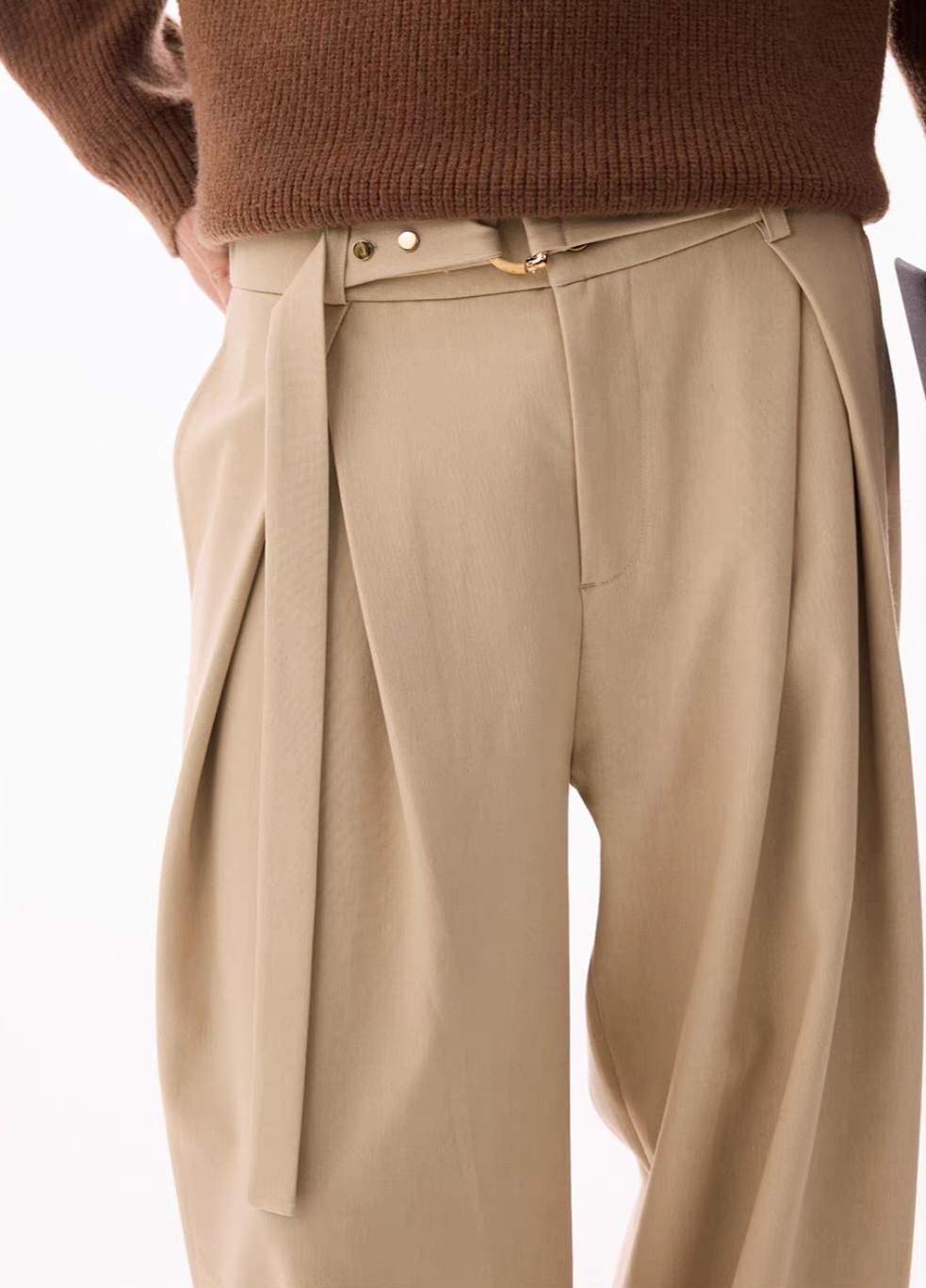 131. Pleated Trousers
