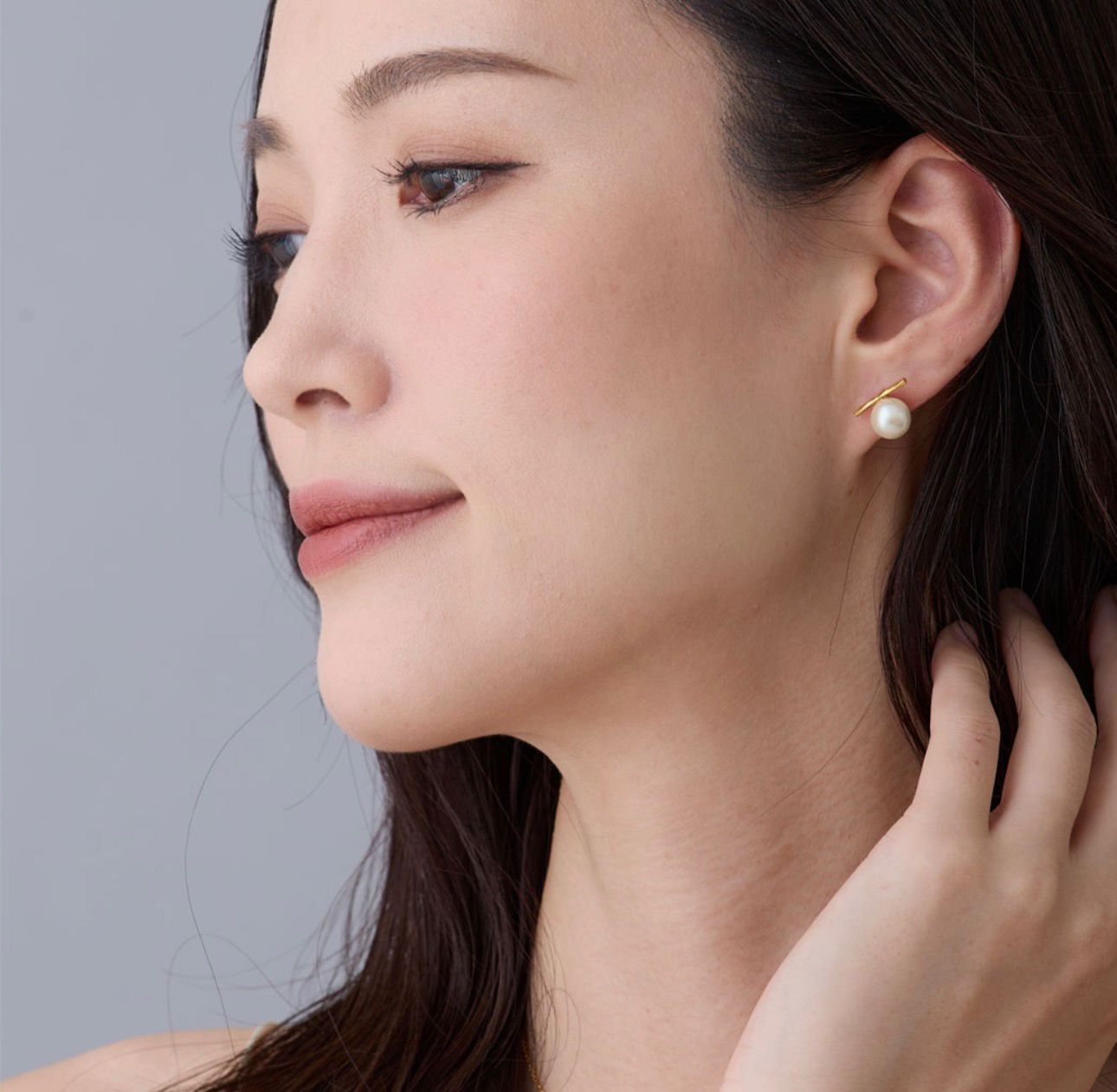 【預購】JN012007 Melody Accessory 懸浮珍珠橫槓耳環