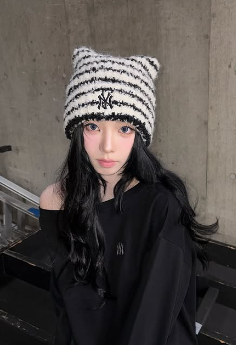 MLB 貓耳針織毛帽 米黑條紋 Karina同款 3ABNB1656GP008