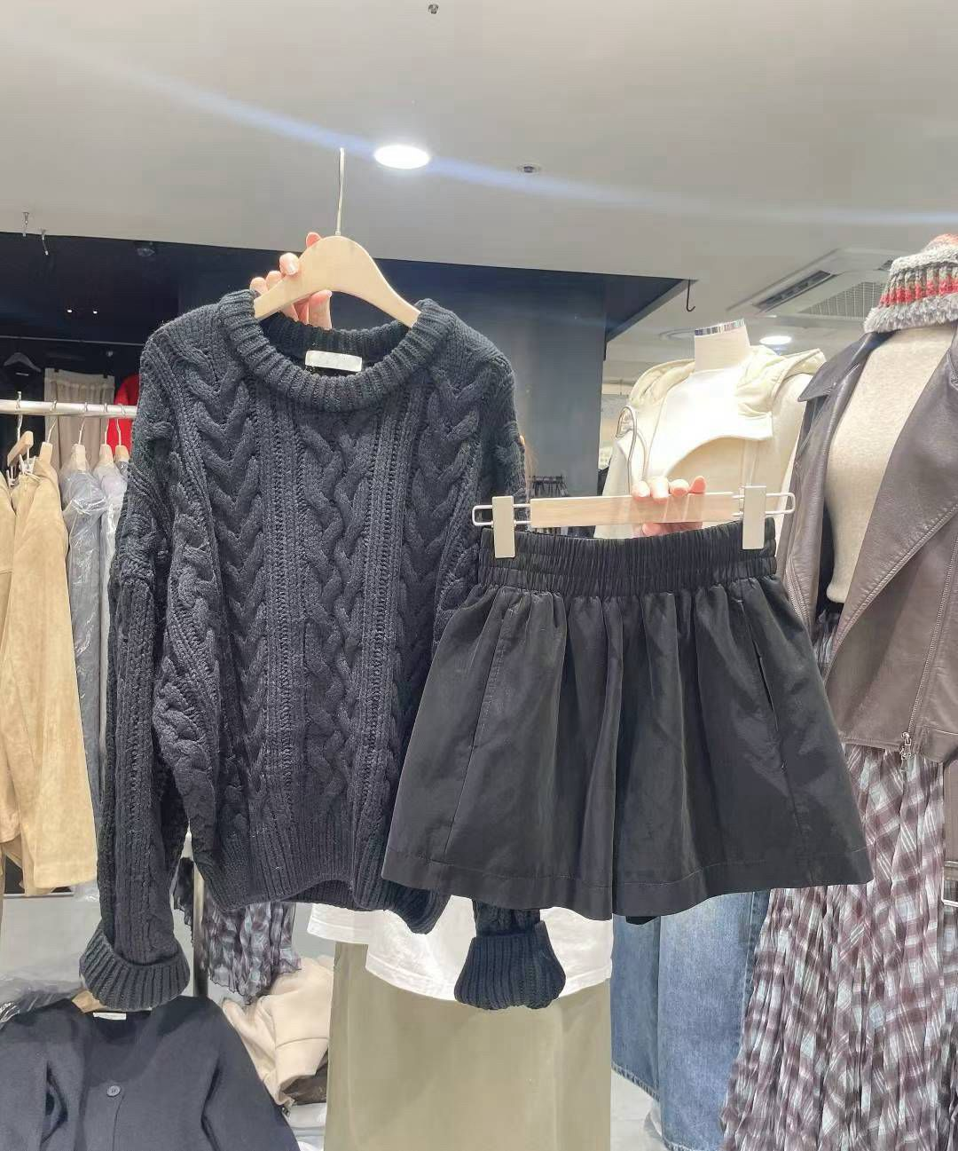 霧面橡筋皮褲(黑色)