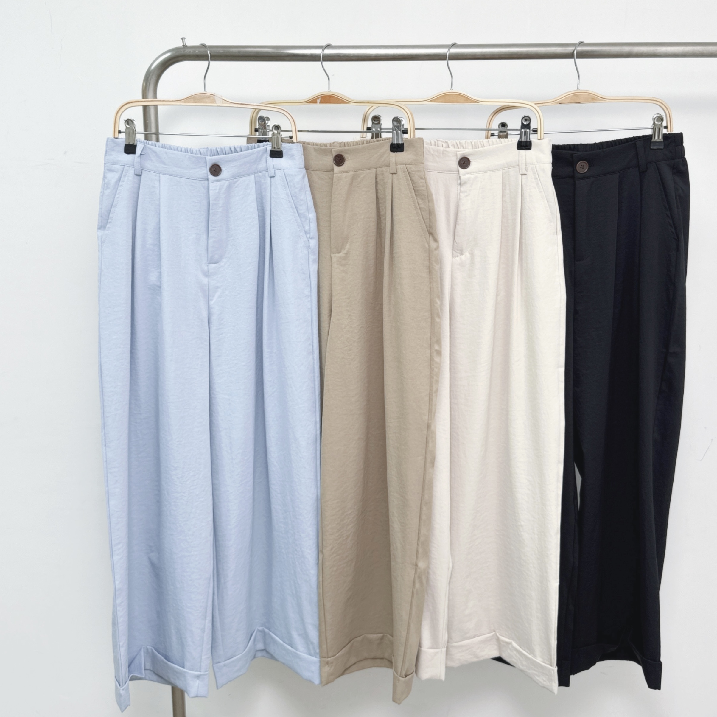 後橡筋腰開鈕車摺摺腳梭織闊褲 (K68-K71)