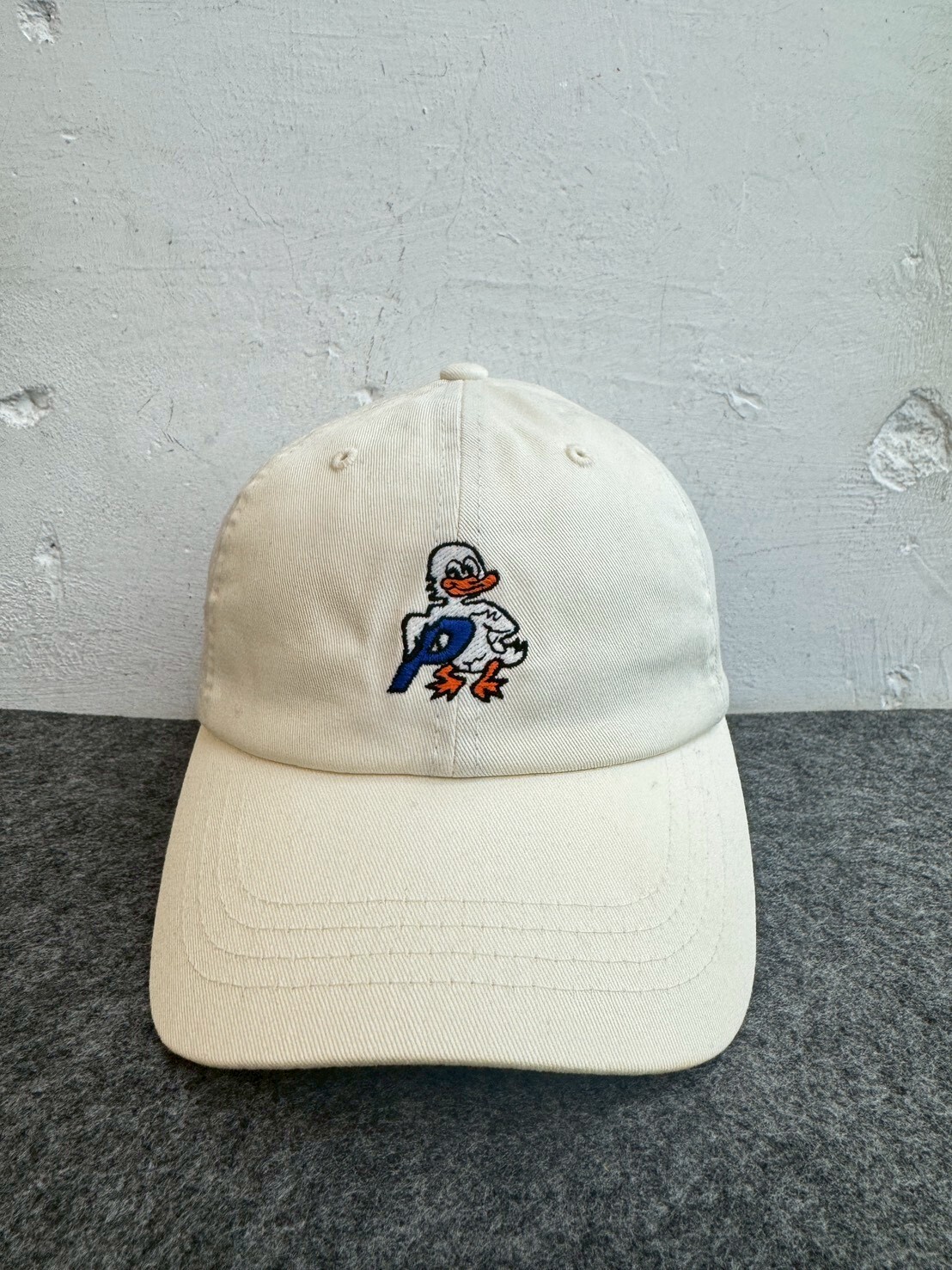 PALACE Duck Out 6-Panel Off-White