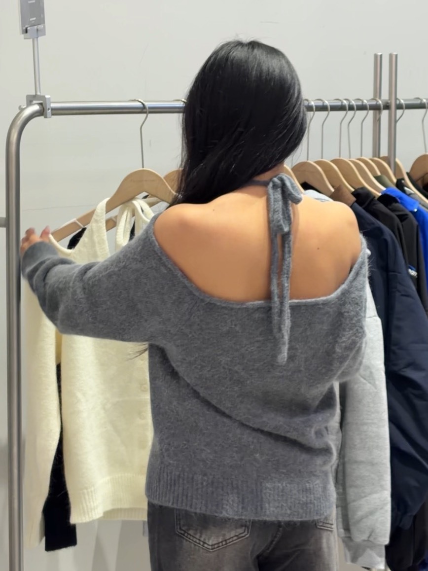 「FOR GIRLS」新年派對 掛脖V領2way針織毛衣