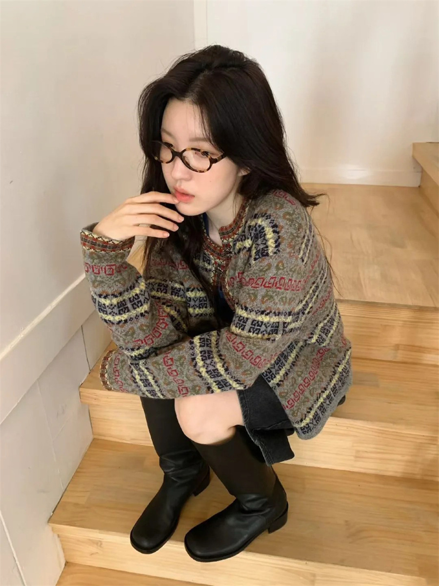 1W12 復古民族風緹花針織開衫 一色