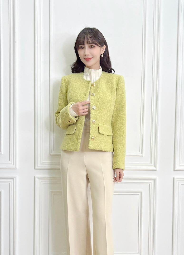 (氣勢輕奢!)青綠金釦毛呢廂型外套