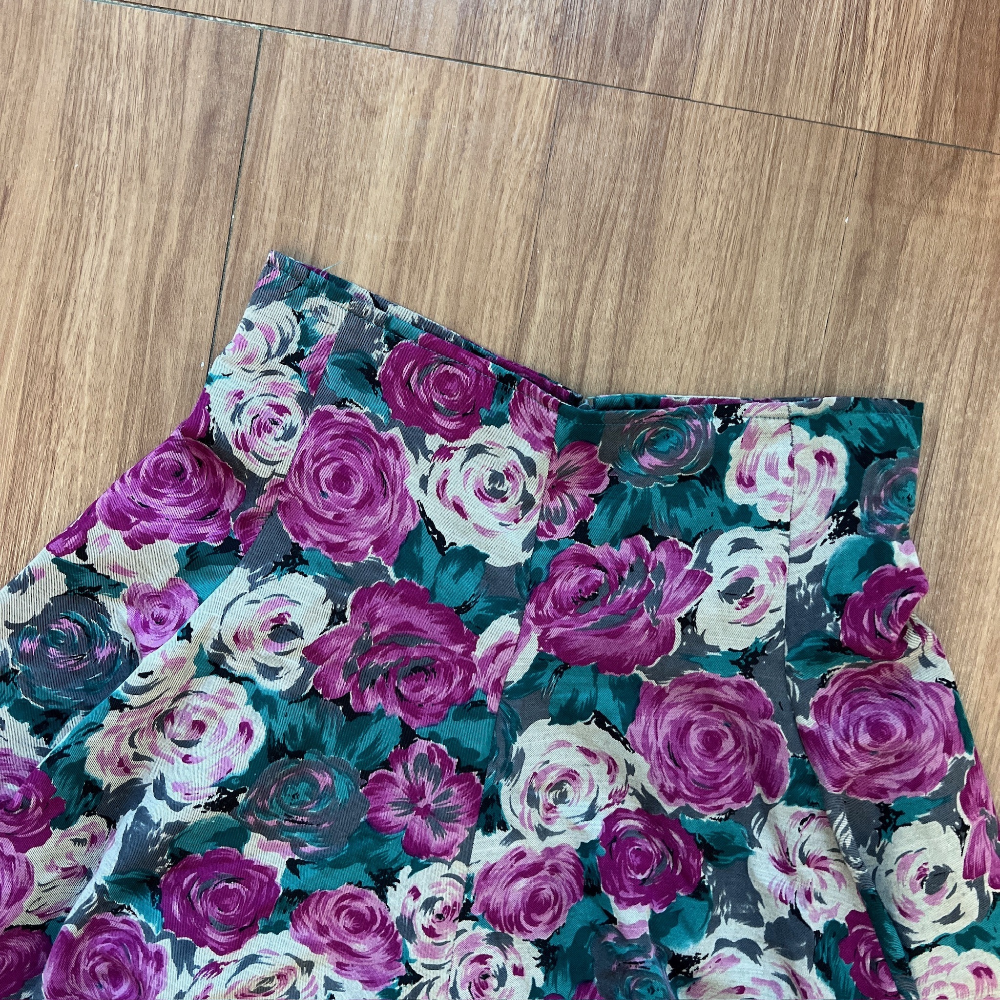 油畫風紫色大花高腰半身裙