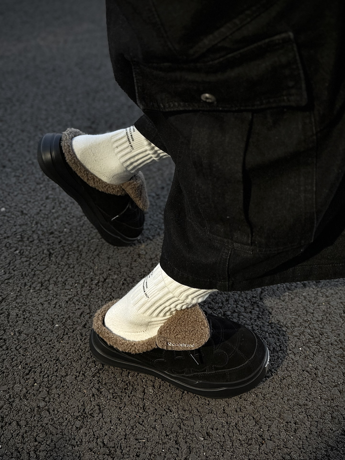 代購-SHOOT BRAND 黑色 加绒 勃肯鞋 穆勒鞋 男女同款