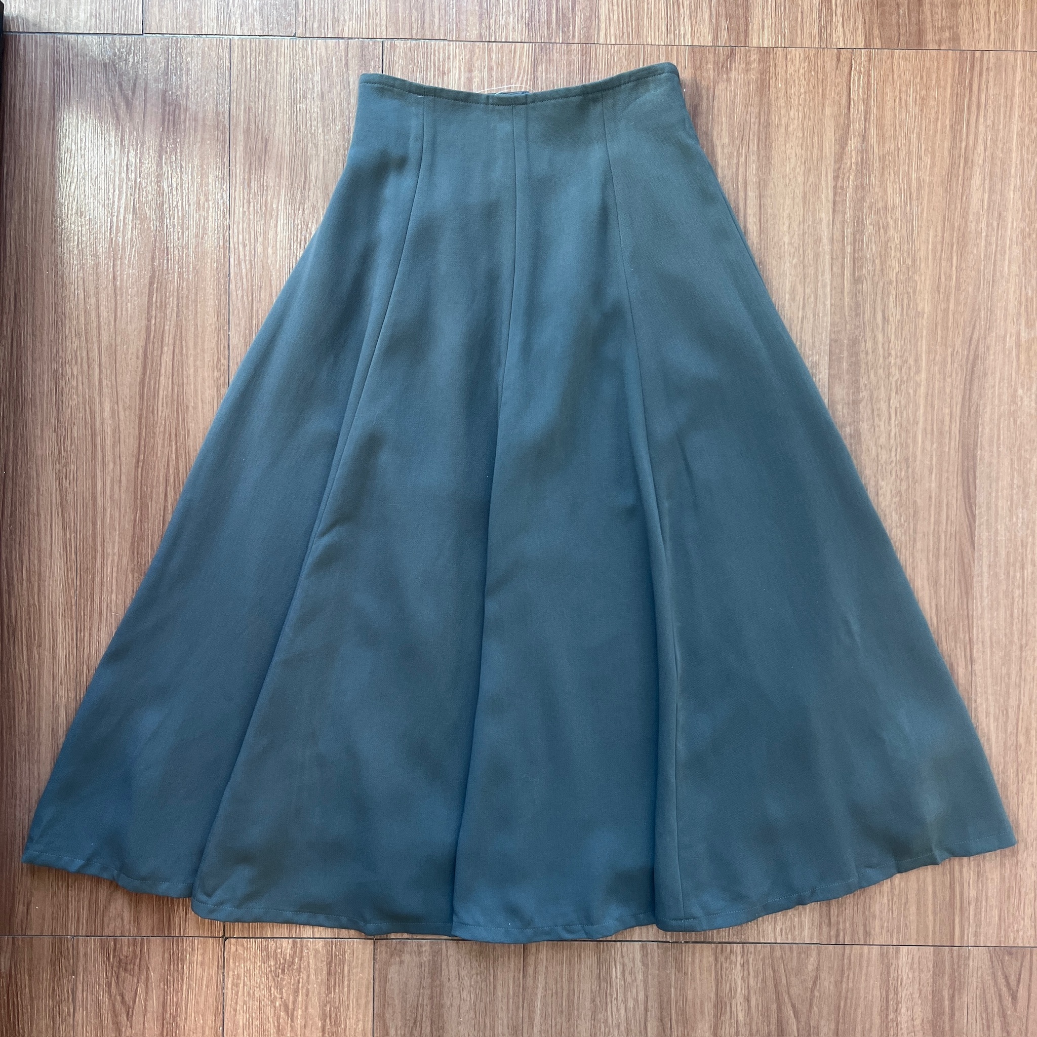 灰綠色高腰淨色半裙