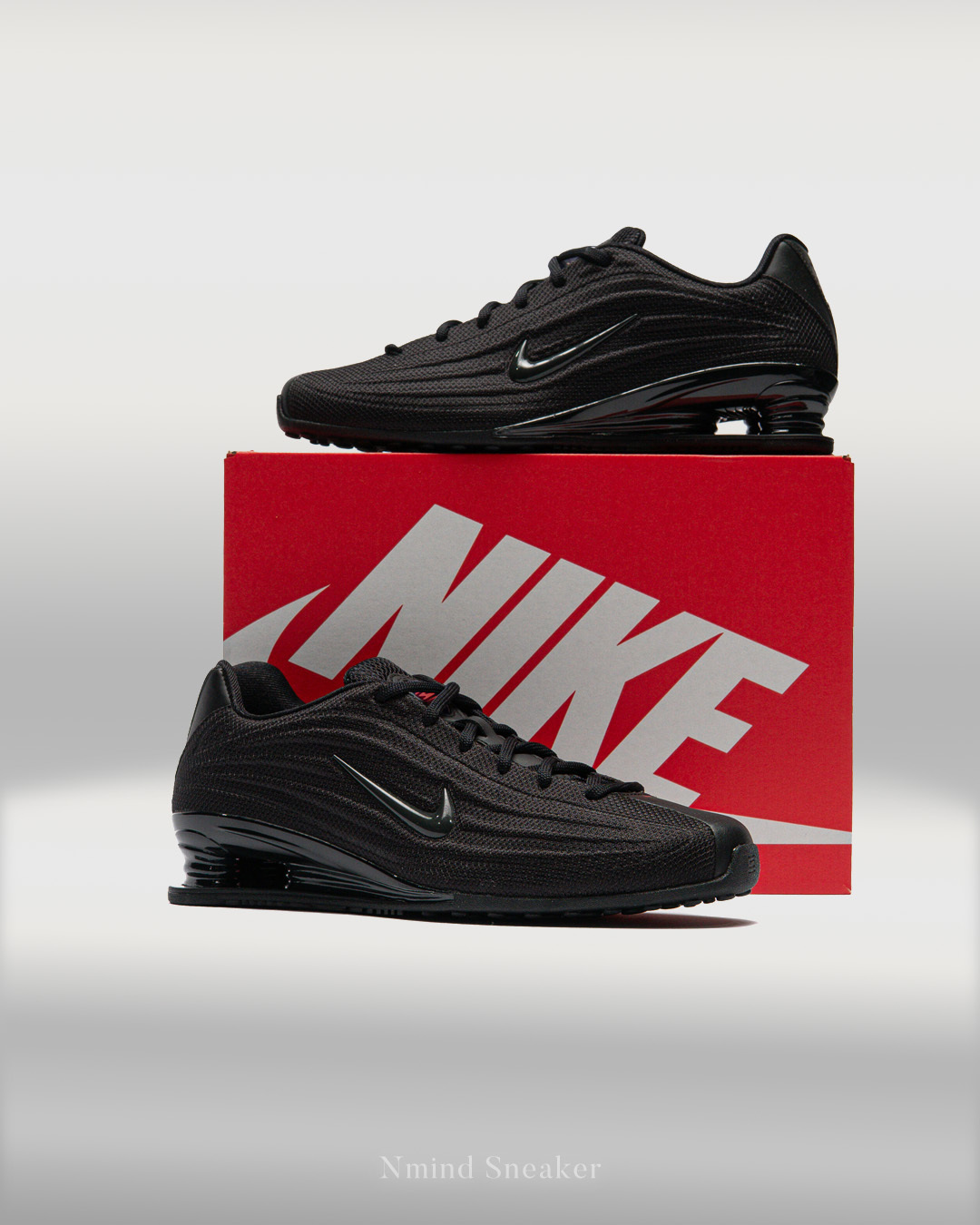 Nike Shox Z 黑天鵝