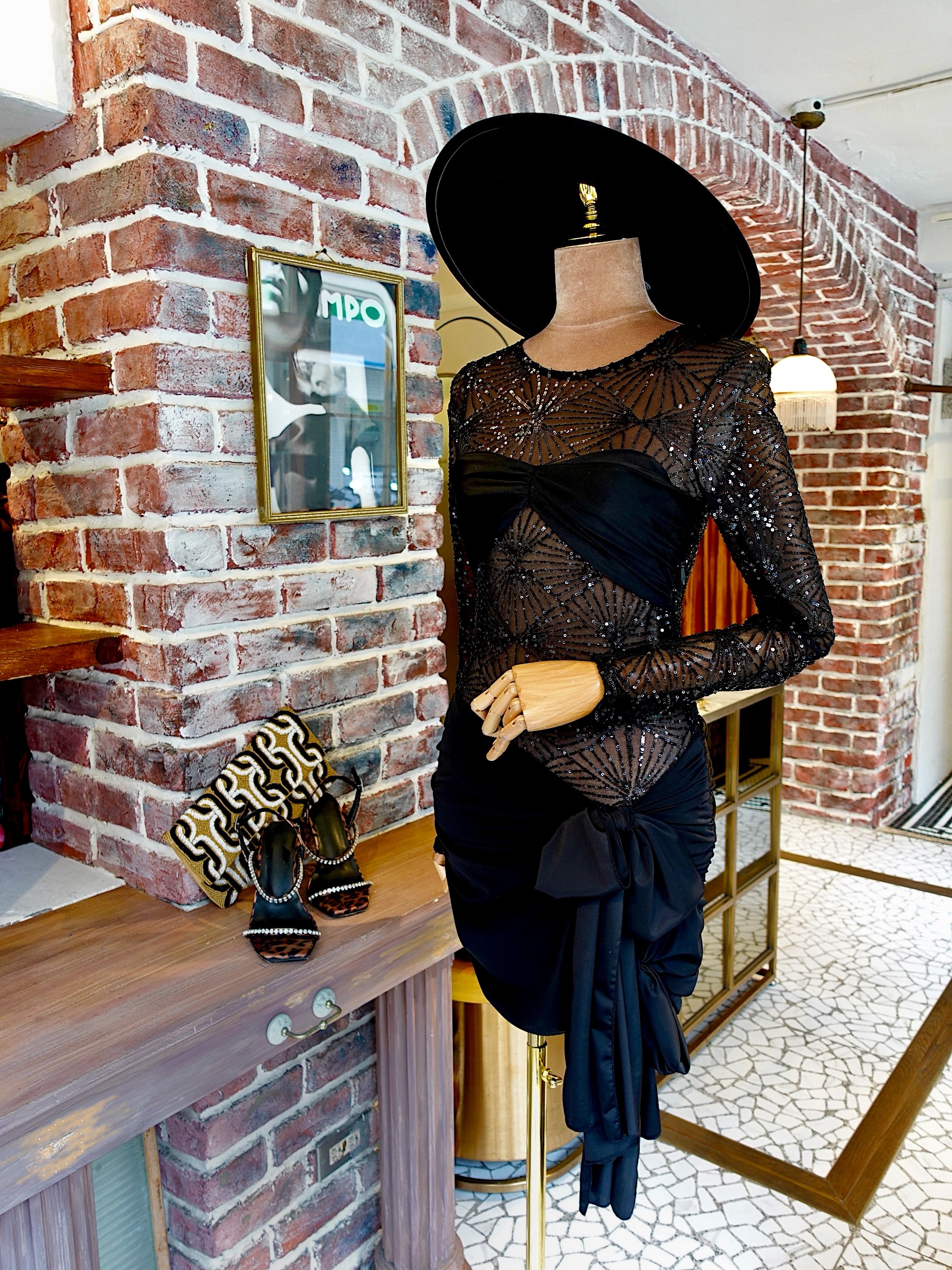 Black Blossom黑色透紗圖紋亮片墜飾Dress