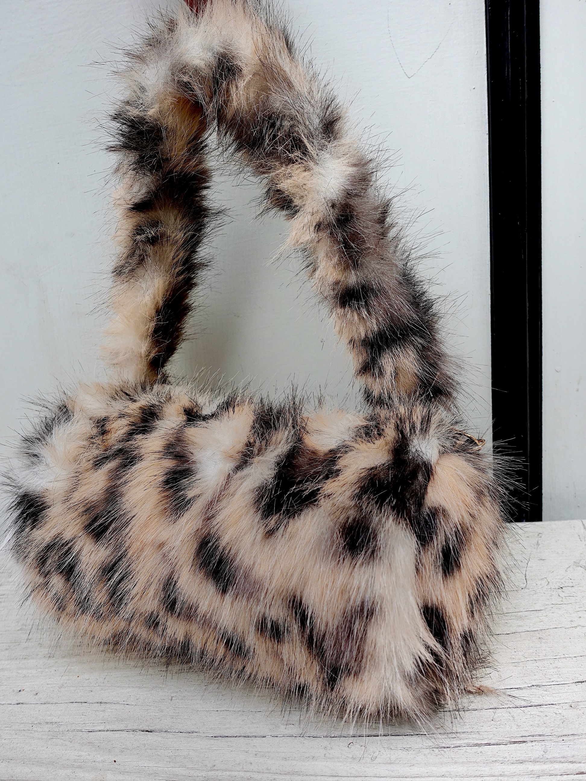 Leopard豹紋色 Vegan毛毛皮草印花肩背手拿包