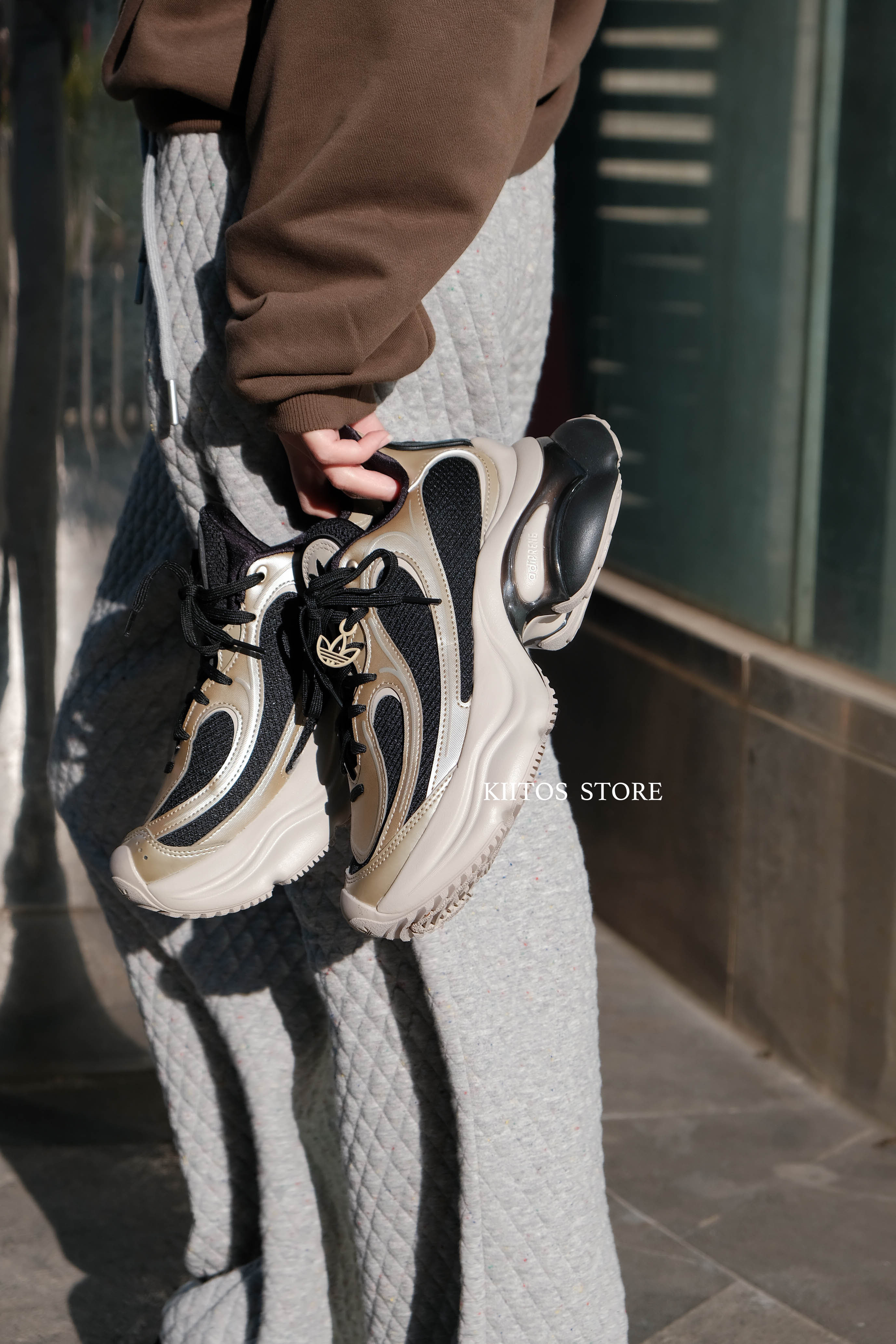 【預購】Adidas Ozvenuz  香檳金 黑金 蝴蝶鞋 增高 厚底 宋雨琦同款 女鞋 KI0583