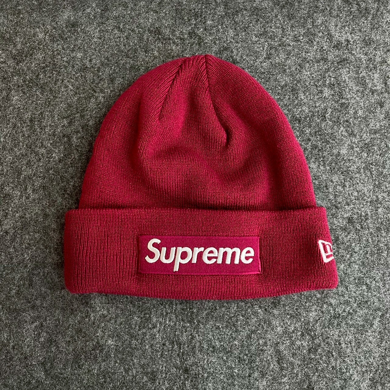 SUPREME NEW ERA BOX LOGO BEANIE PLUM