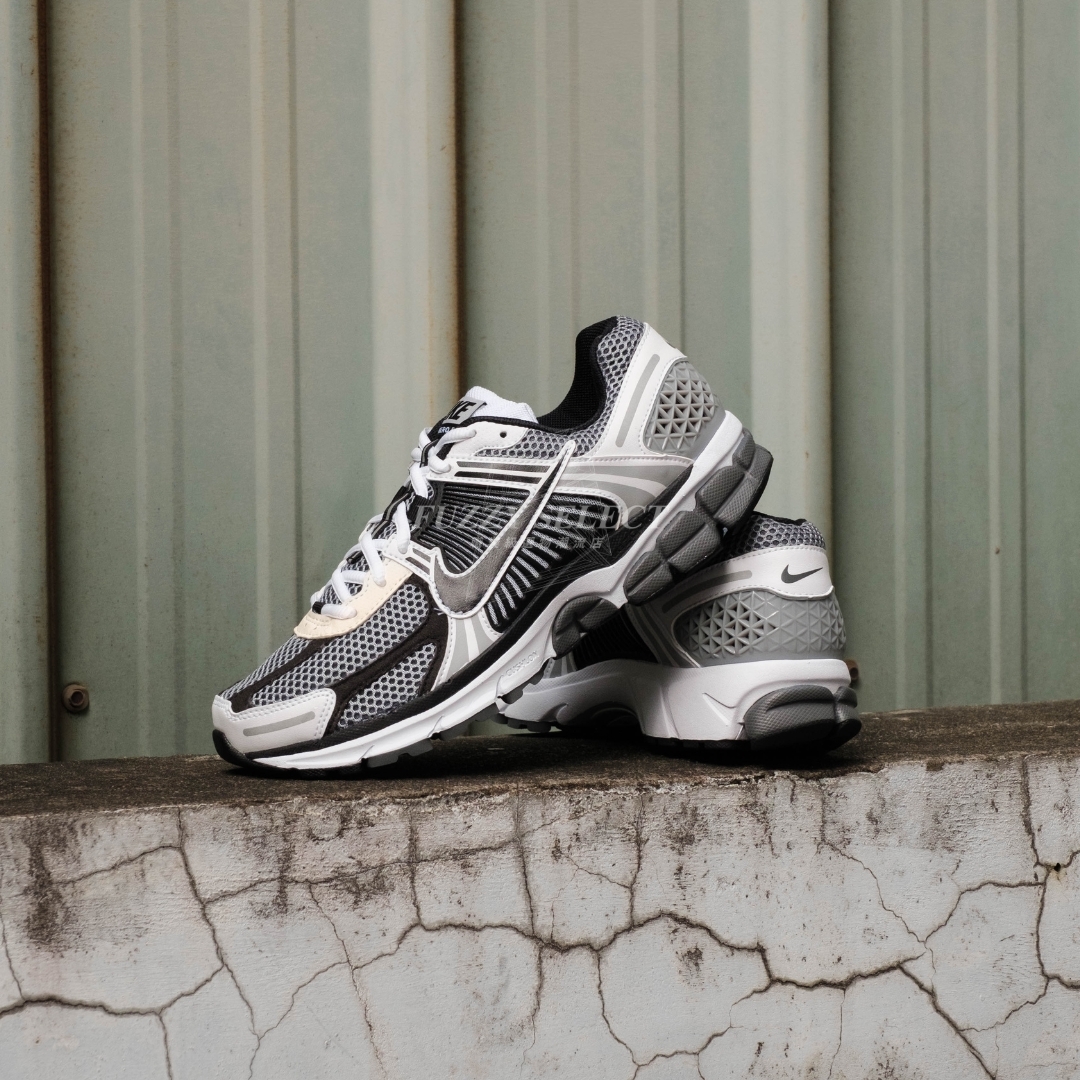【逢甲 FUZZY】Nike Zoom Vomero 5 "Dark Grey" 黑銀 CI1694-001