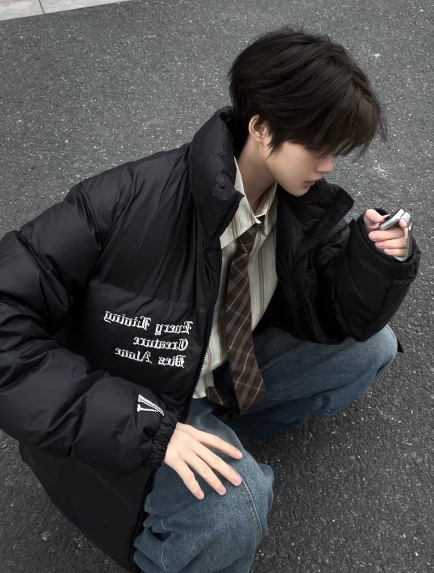 Vlone 羽絨衣 黑白字 黑銀 字母 哥德字 外套 VLCT21002