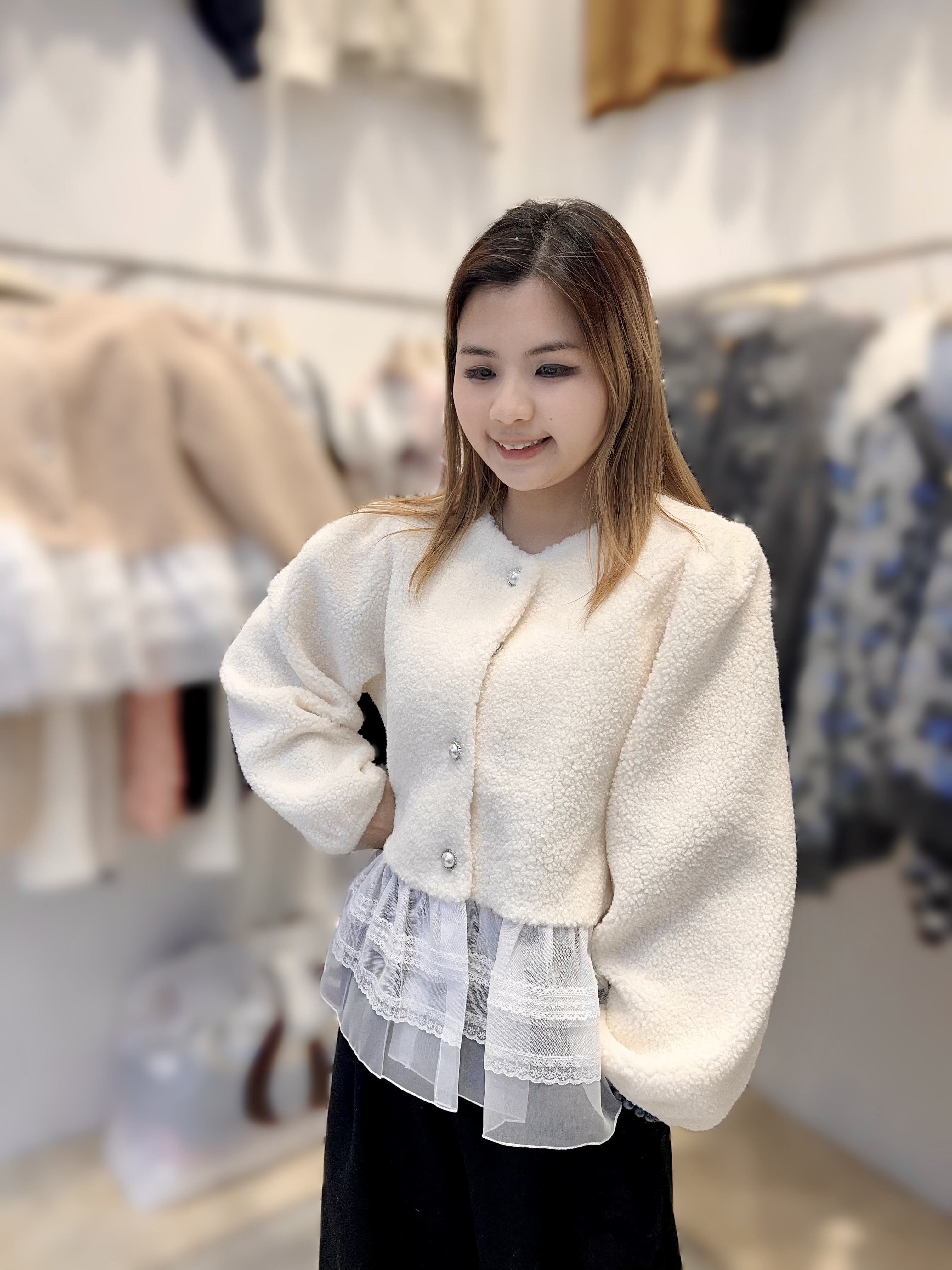 AE16  羊羔毛  胸42 長22 $489 (一口價) AE人氣NO:1🏆