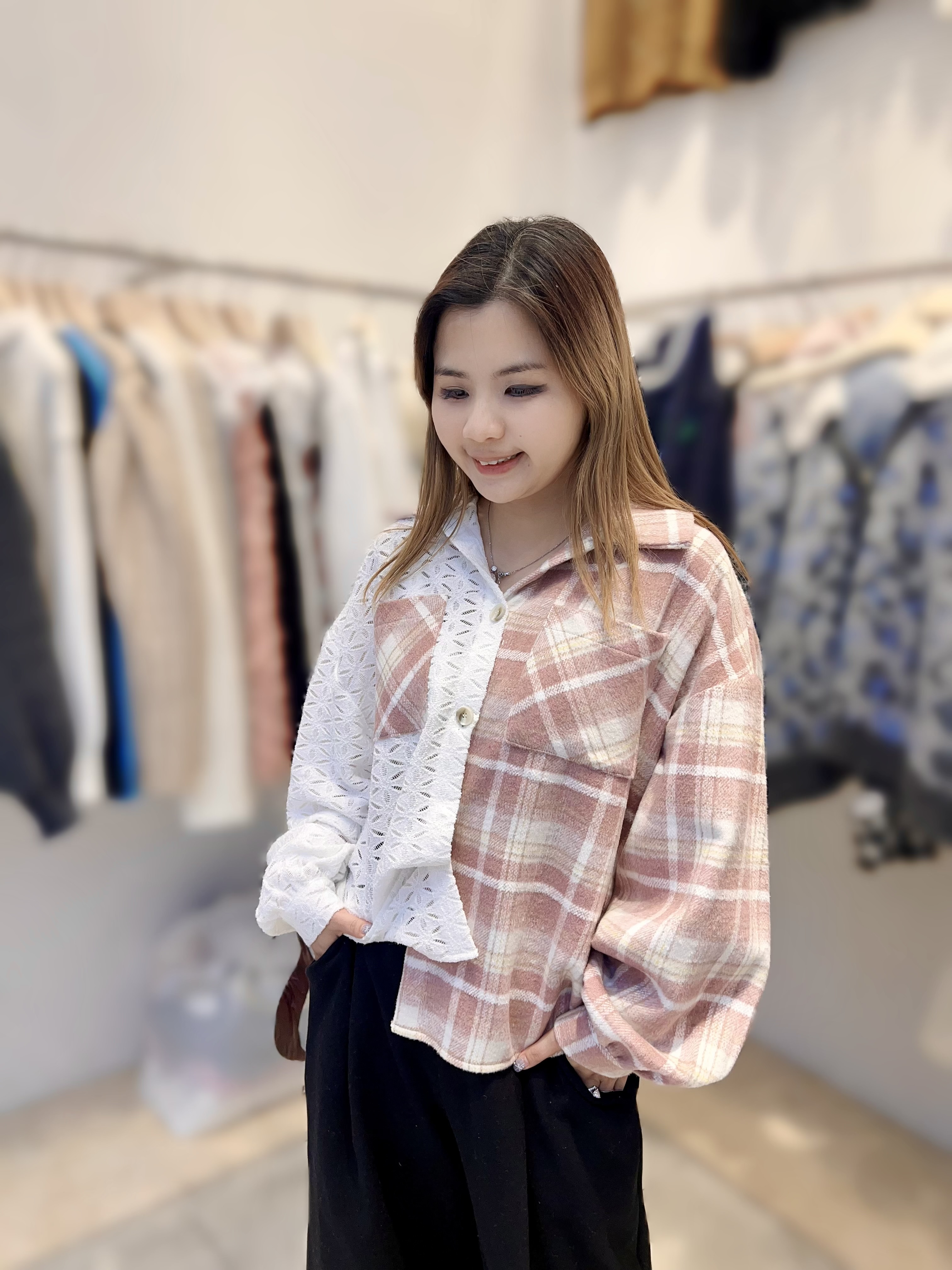 AE17 胸44 長23.5 $479 (一口價)