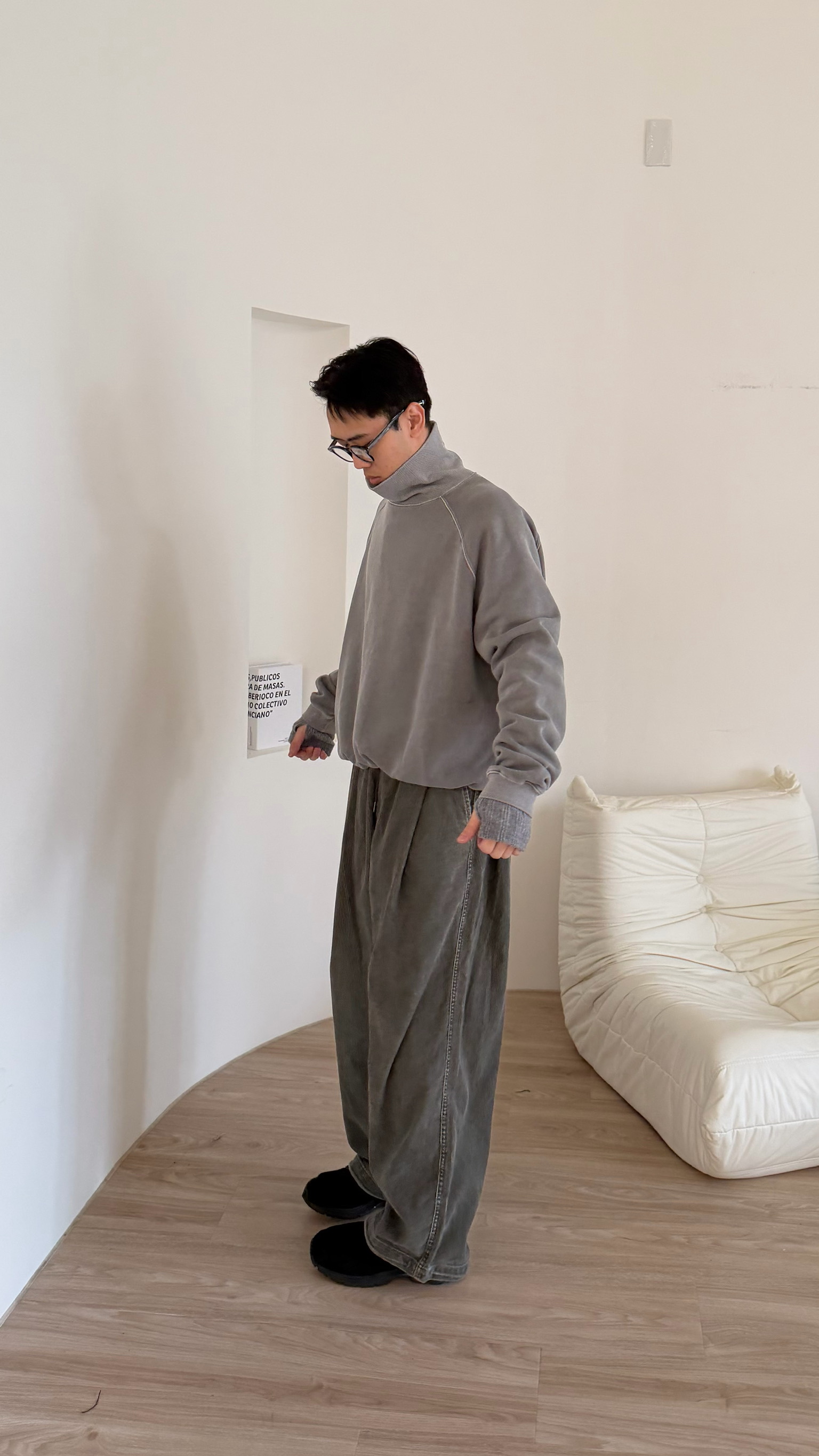 CMF高領刷毛大學Tee