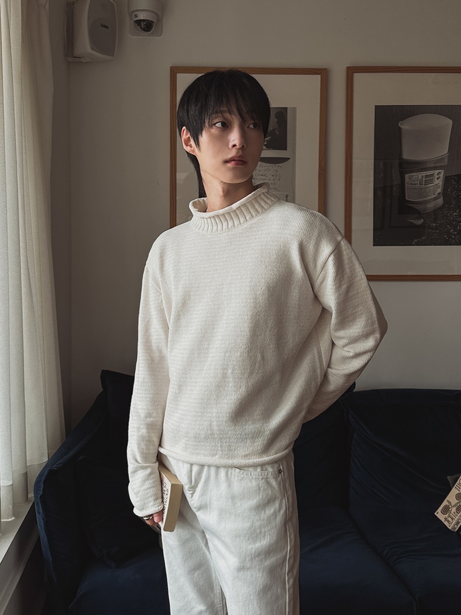 雪尼爾絲絨短款針織衫