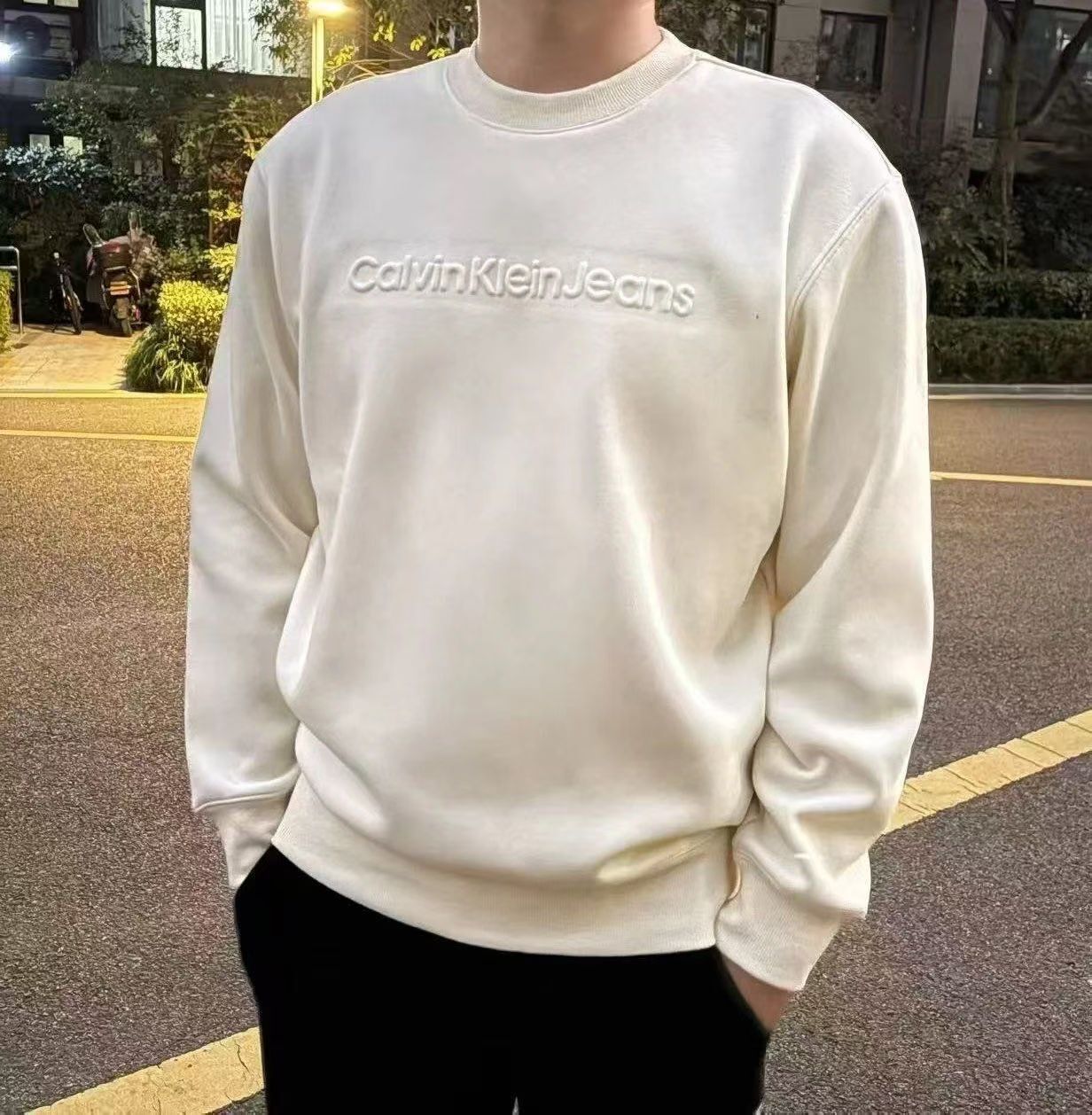 Calvin Klein basic logo 衛衣 男款