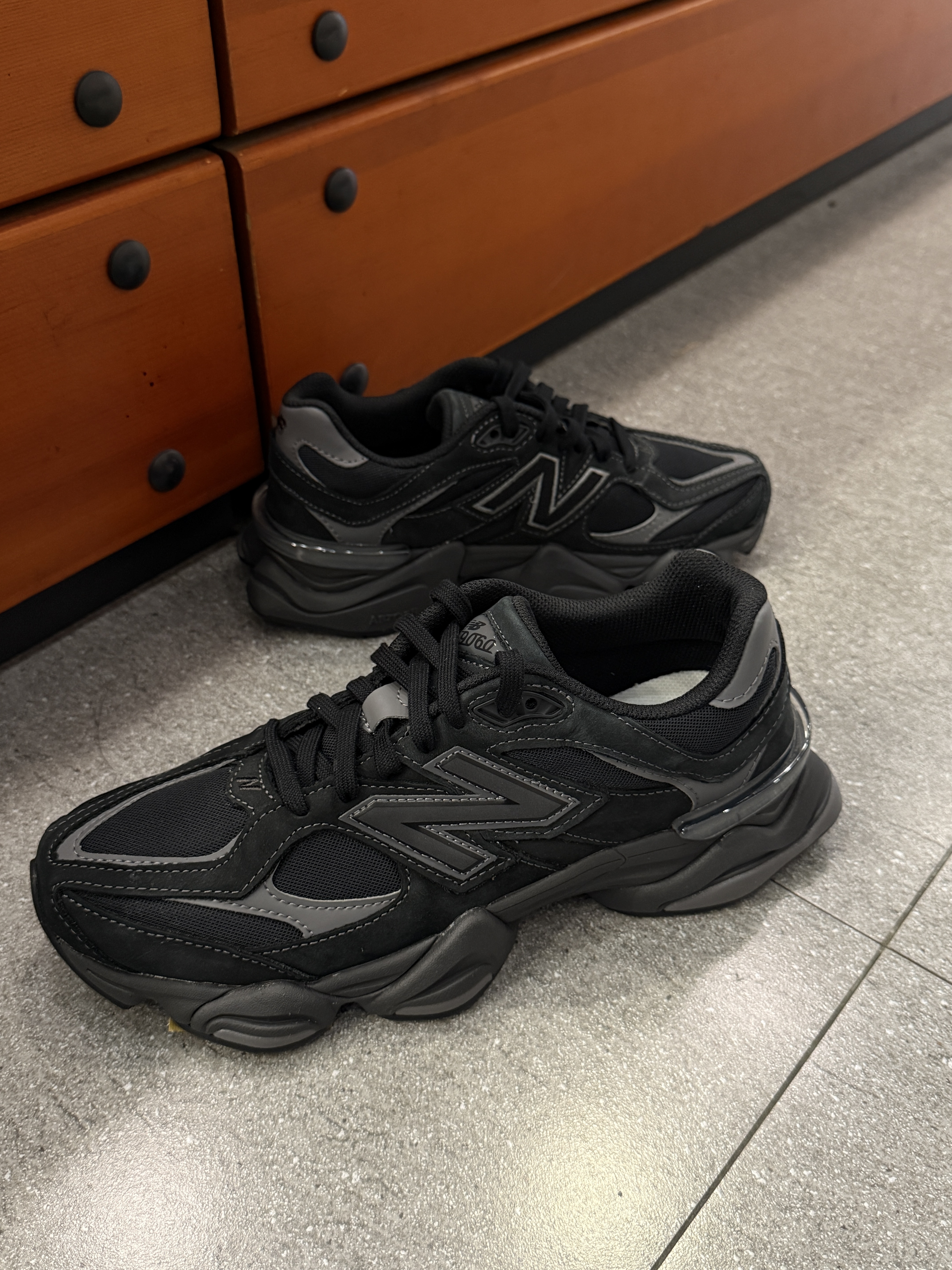 New balance 9060 NB 黑灰 復古 穿搭 老爹鞋 男女鞋 U906079e