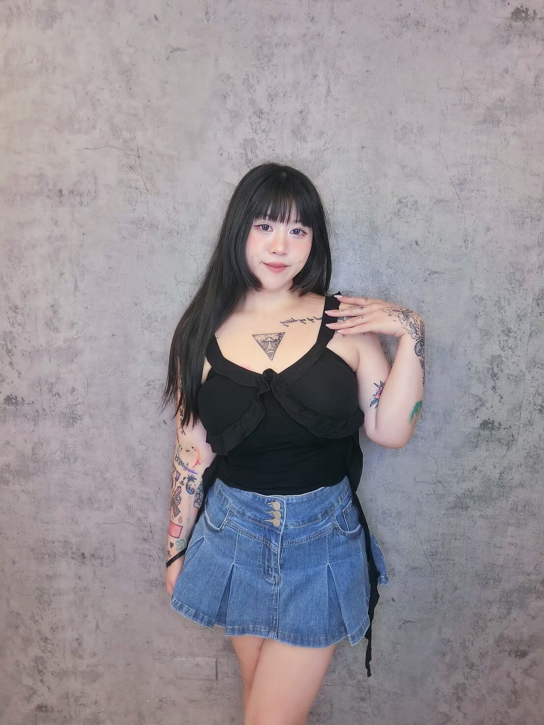 純慾設計感荷葉邊背心