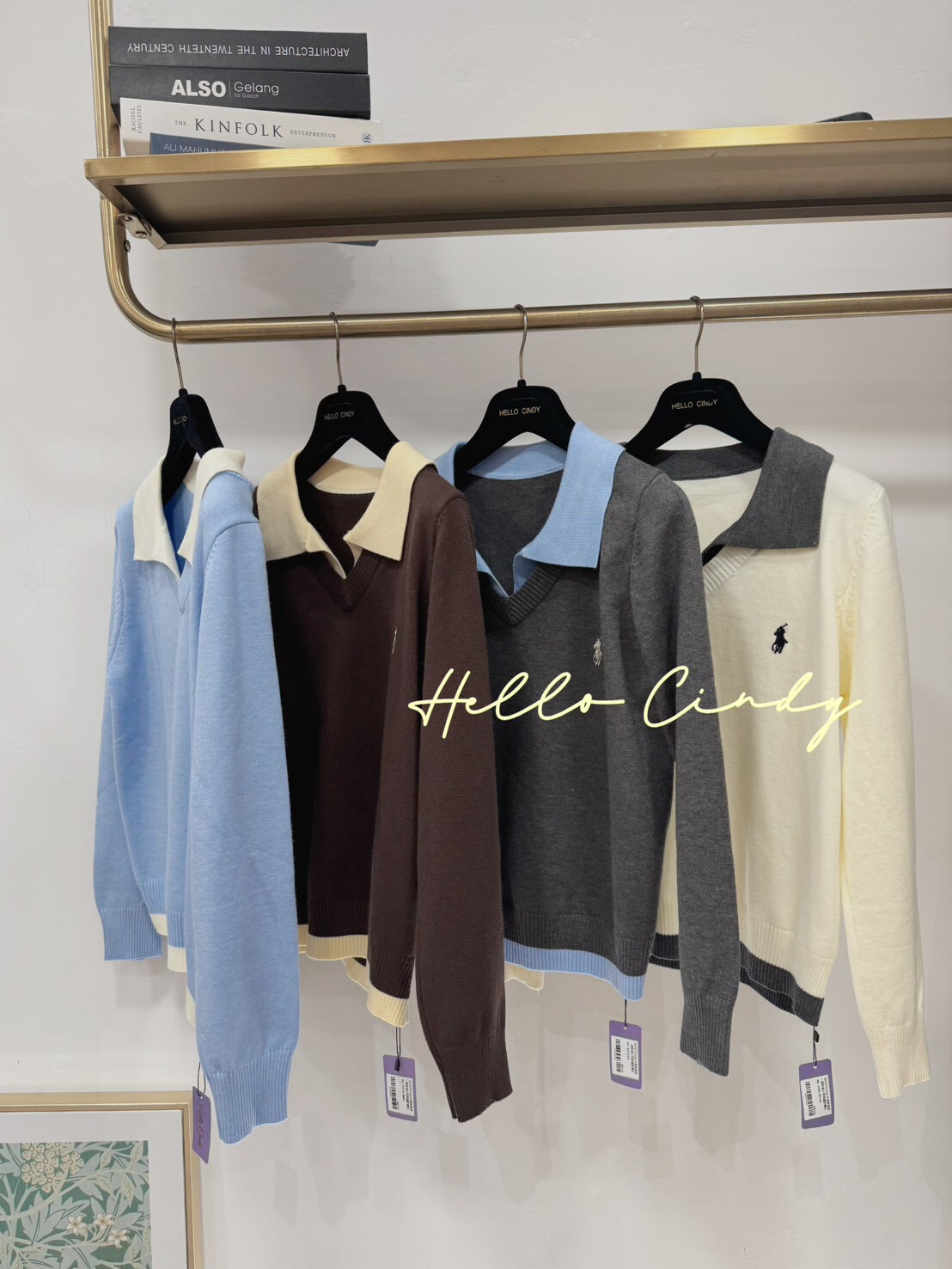 B01071 Cindy大推超值款~撞色領小馬刺繡針織衫