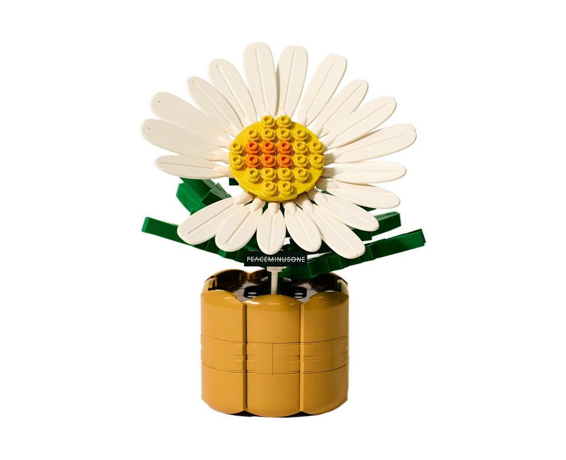 G-Dragon GD 818 BLOOM聯名積木/ 附特製防偽認證卡