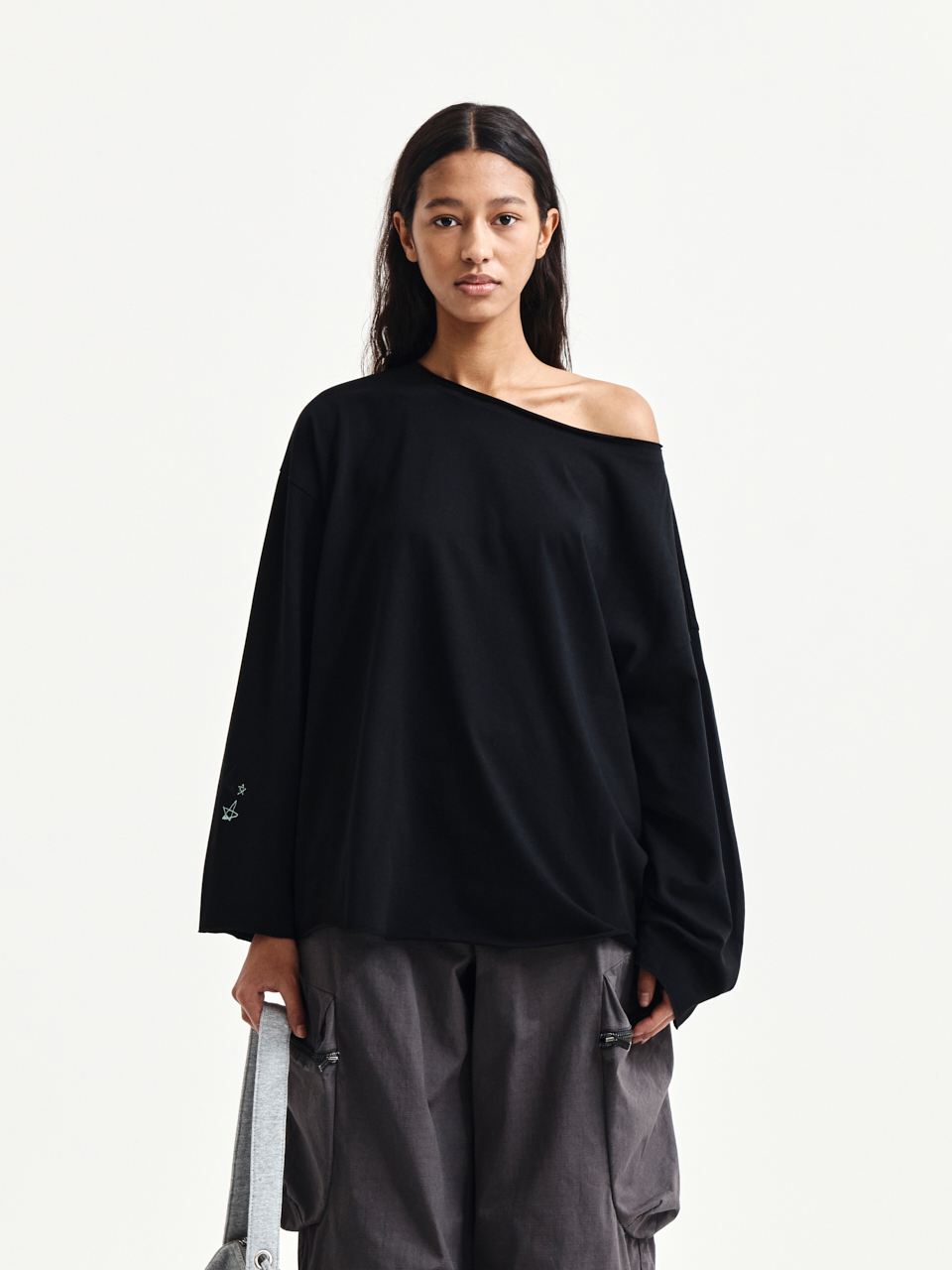 不修邊下擺船領上衣 黑色