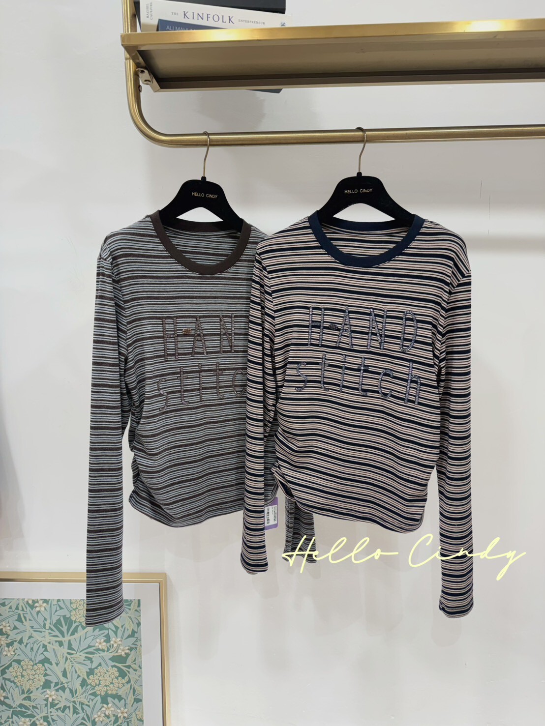 B01089 超顯瘦精緻管珠英文字撞色條紋側抓皺棉質上衣