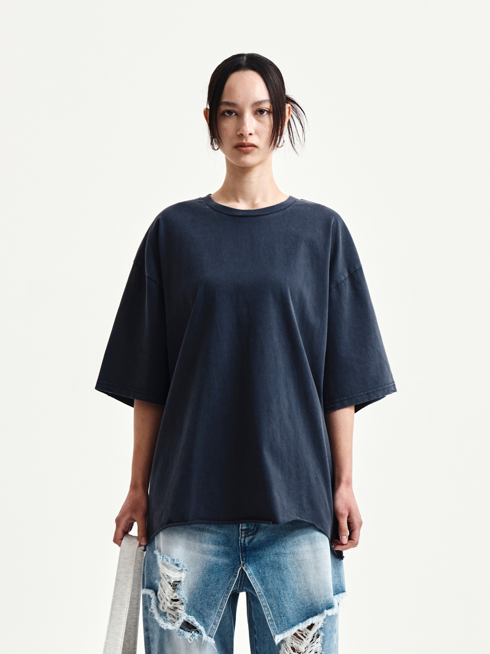 粗裁設計塗鴉印花上衣 海軍藍