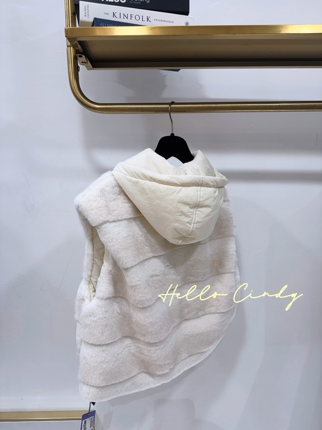 B01075 韓國設計師同款可兩面穿的仿貂毛質感背心（Cindy自留推薦）