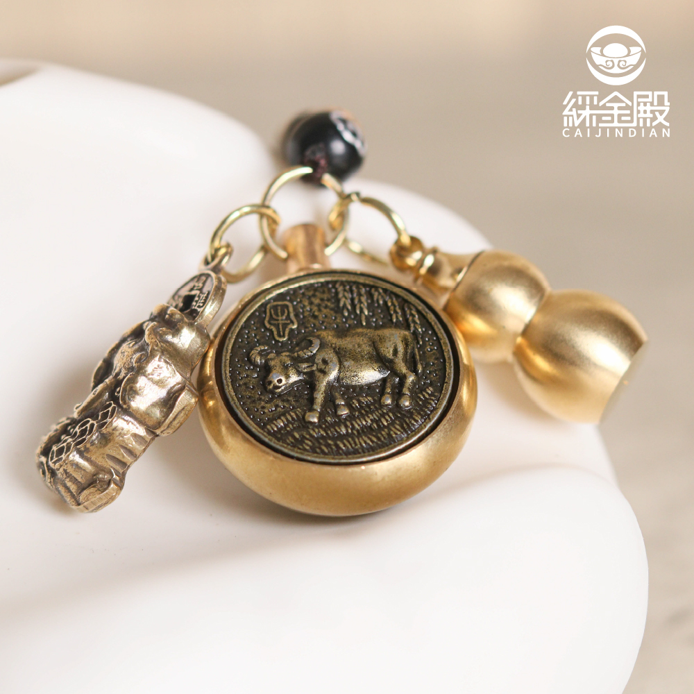 生肖牛-夜光琉璃十二生肖本命佛黃銅吊飾｜虛空藏菩薩｜掛件｜護身｜生肖｜轉運【綵金殿】