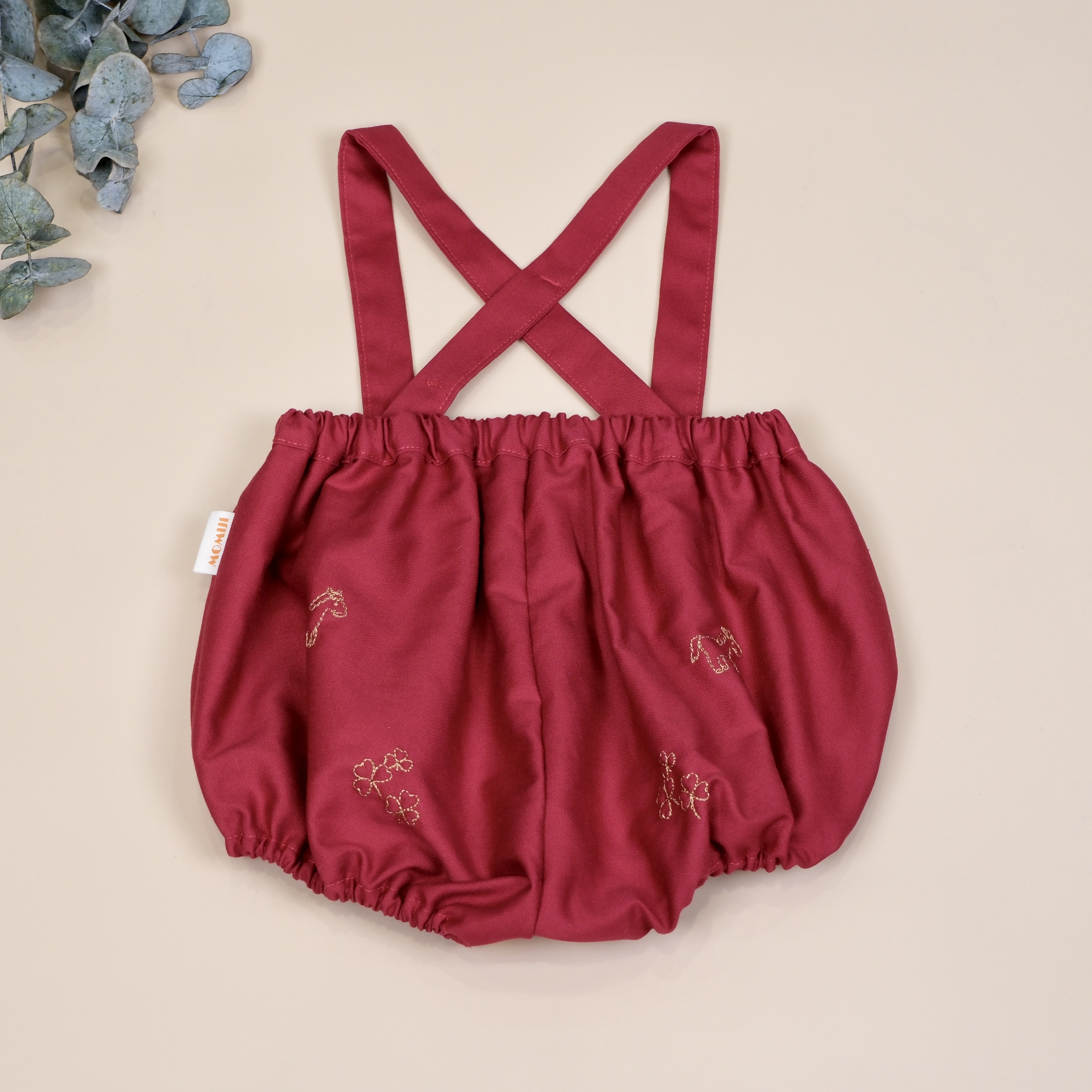 刺繡馬兒 ◈ 手作吊帶包屁衣 ◈ 暖紅