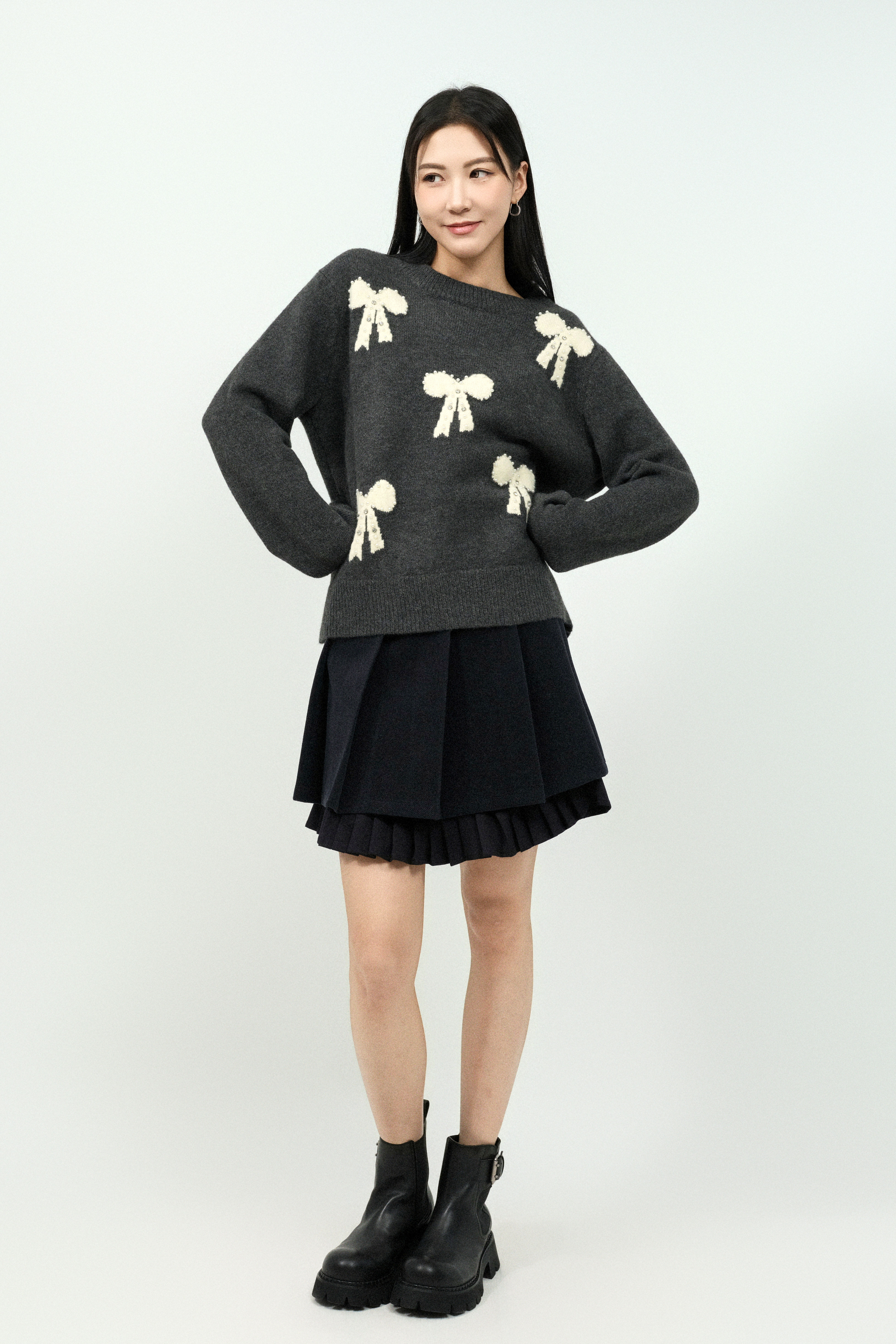 珍珠閃石蝴蝶結織花冷衫（預購產品）