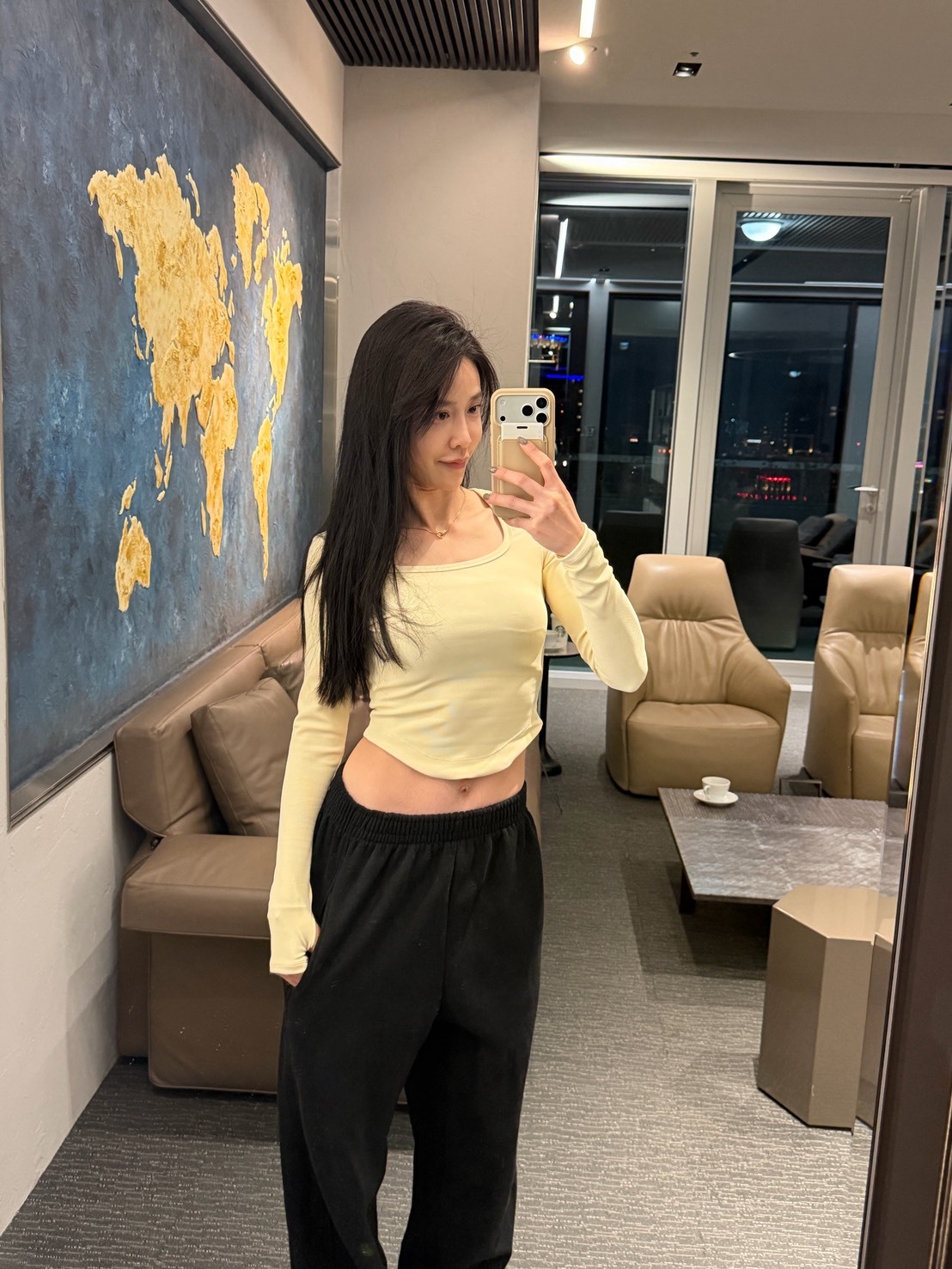 超顯瘦瑜珈短版上衣