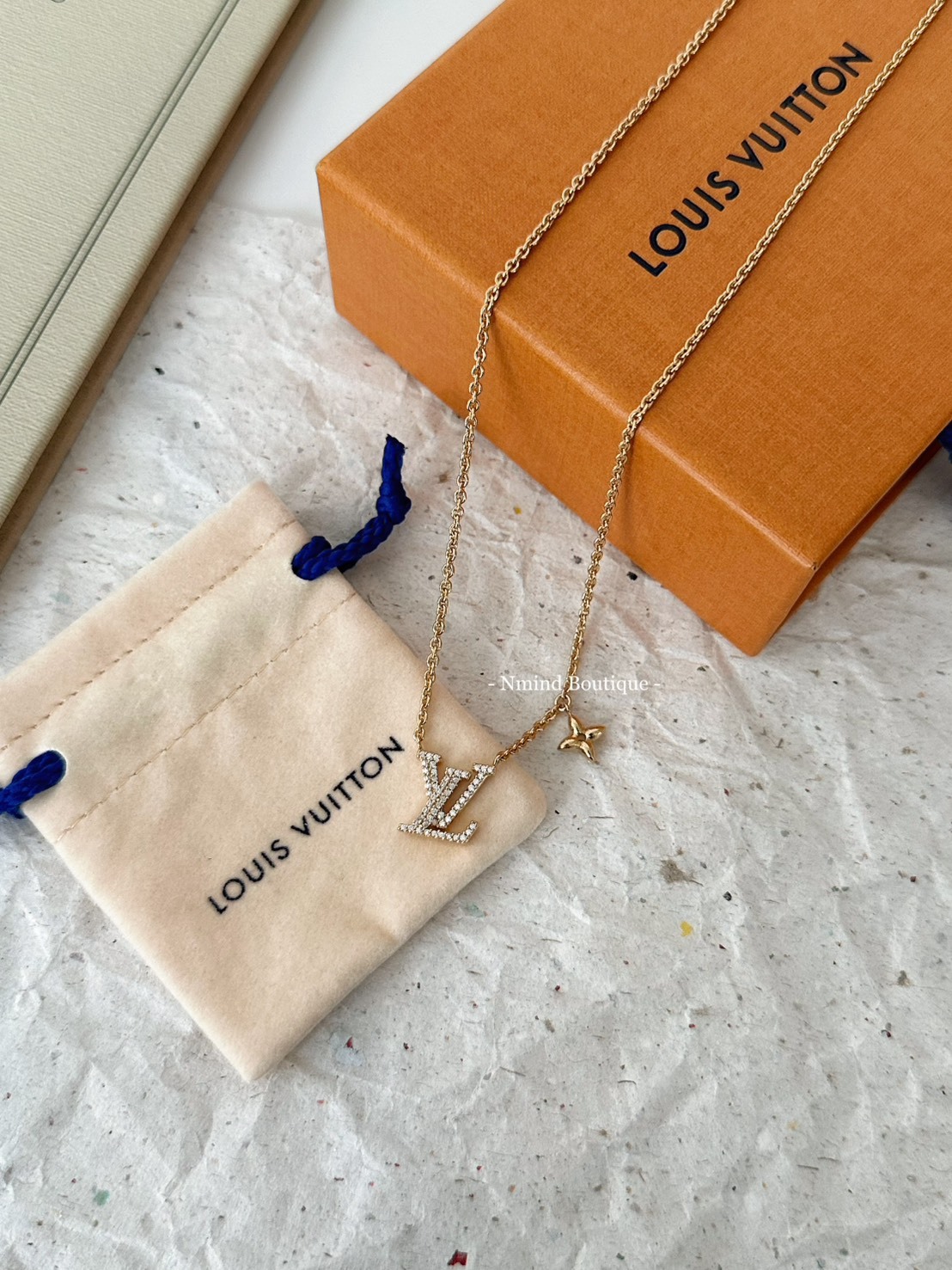 LOUIS VUITTON LV Iconic Necklace