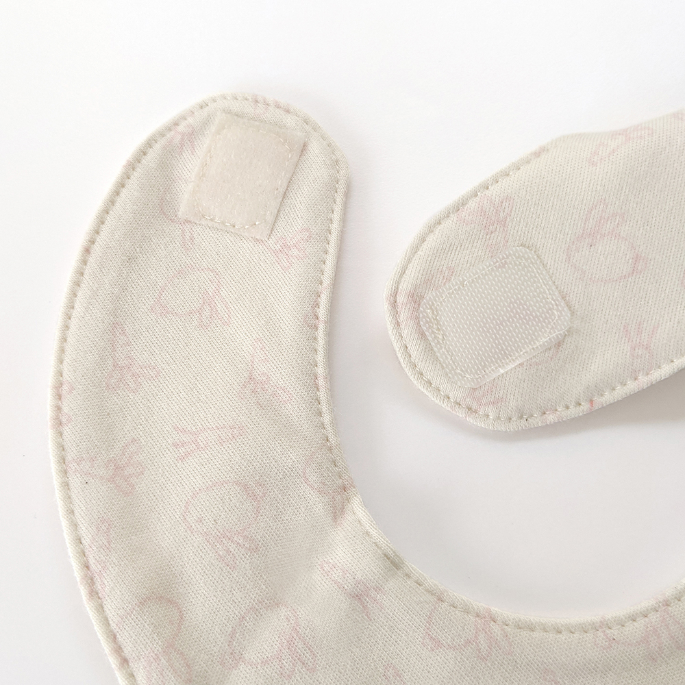 有機棉嬰兒柔適圍兜-粉紅兔 | 藍天畫布有機棉