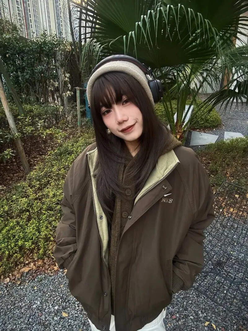 【預購】NIKE CLUB 2026年 馬年限定 脫韁系列 搖粒絨 立領夾克 外套 拉鍊 排扣 男款 暗紅 IQ3705-613 卡其棕 IQ3705-212