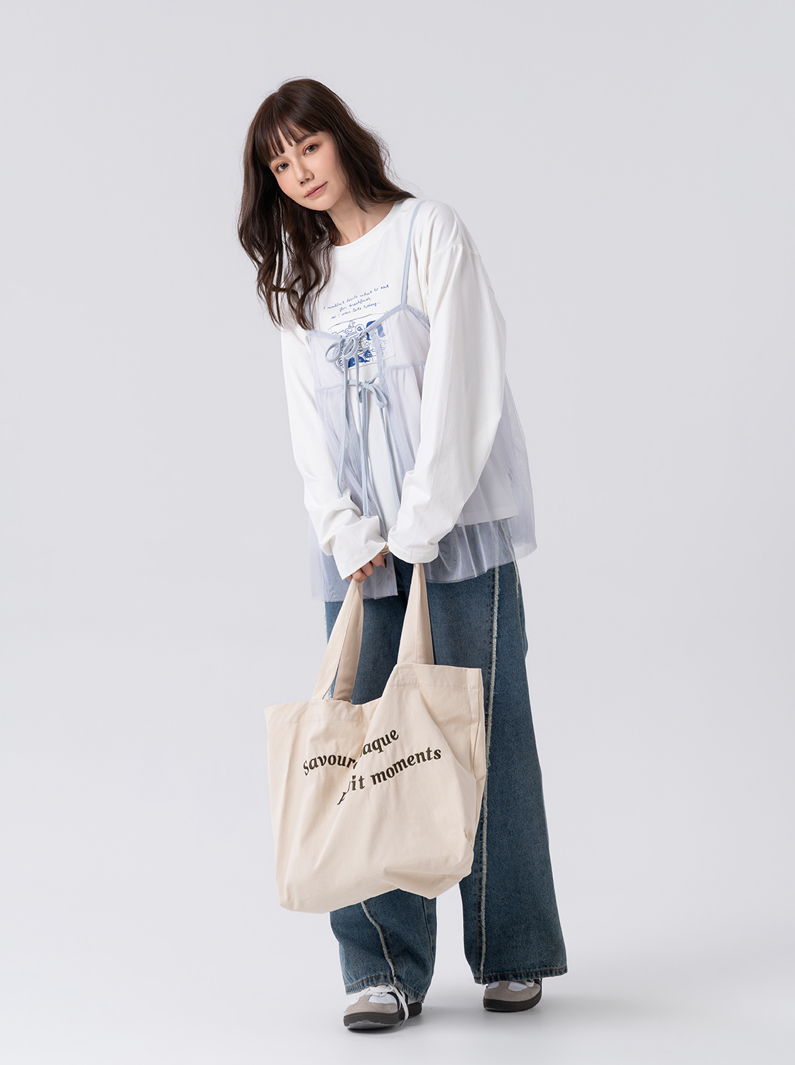 奈奈子日常線條印花T恤