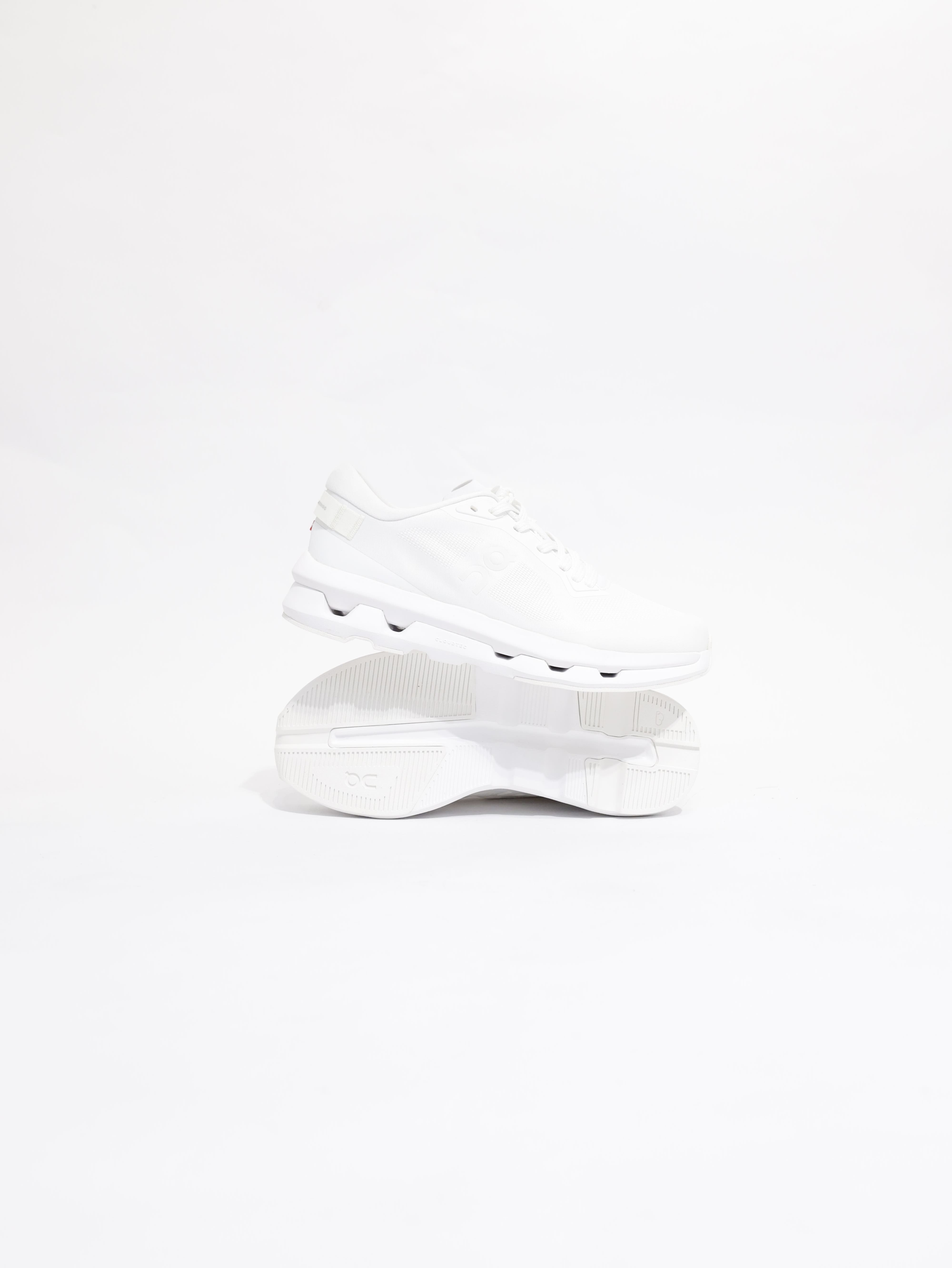 On 女 Cloudzone 休閒鞋 ON3WF10073295