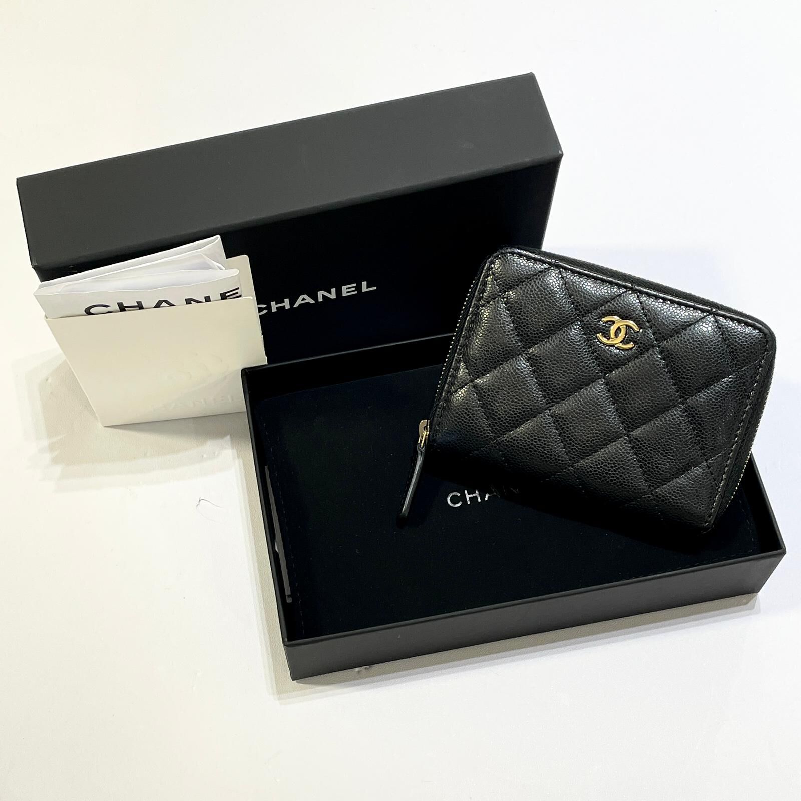 DISPLAY~CHANEL短銀包 AP4652 黑色荔枝皮金扣拉鏈@晶片款 #香榭站正品