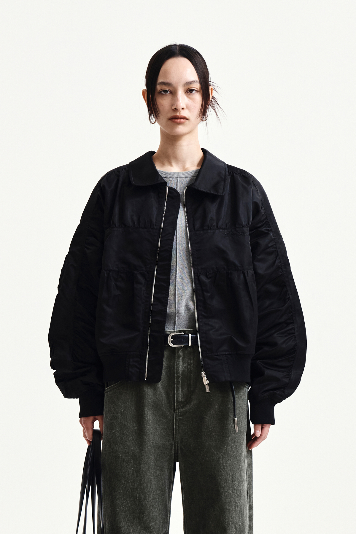 小LOGO抓皺尼龍飛行外套 黑色