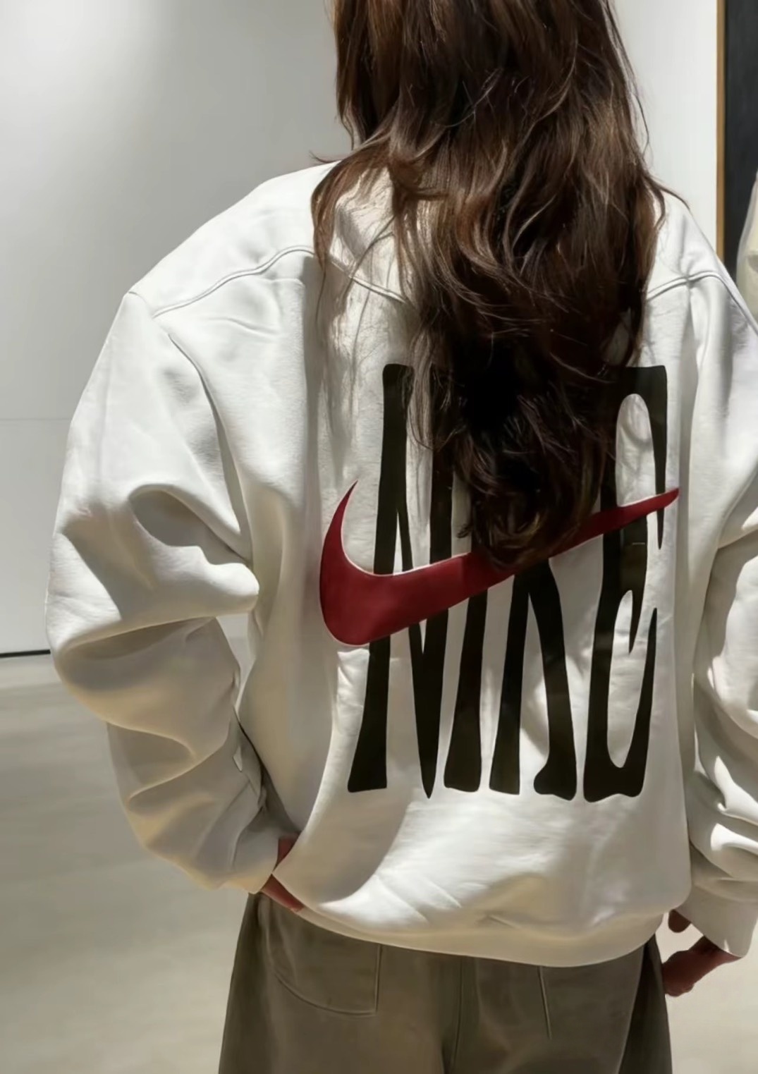 Nike Standard Issue CNY 馬年限定 棕色 白色 圓領大學Tee 刷毛 刺繡 落肩 印花 LOGO 兩色IQ3819-212-133