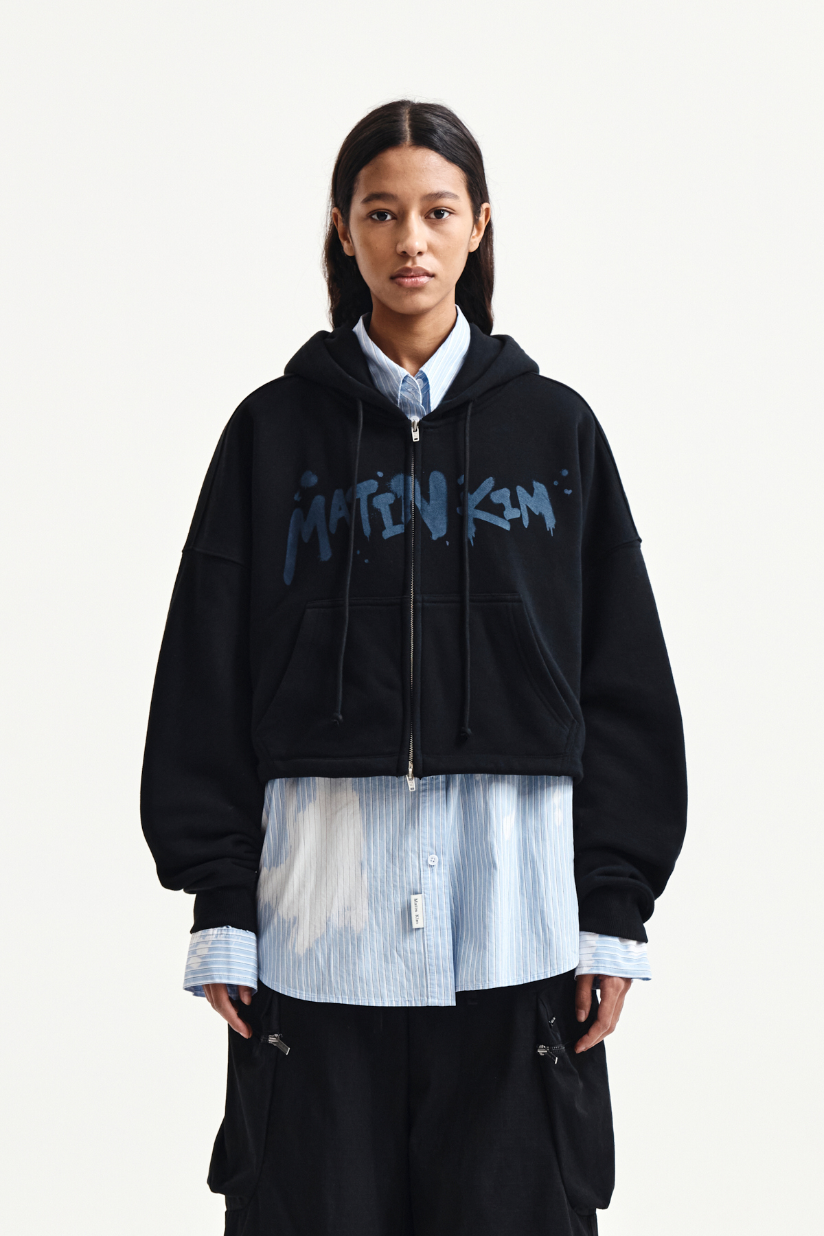 塗鴉LOGO短版連帽拉鍊外套 黑色