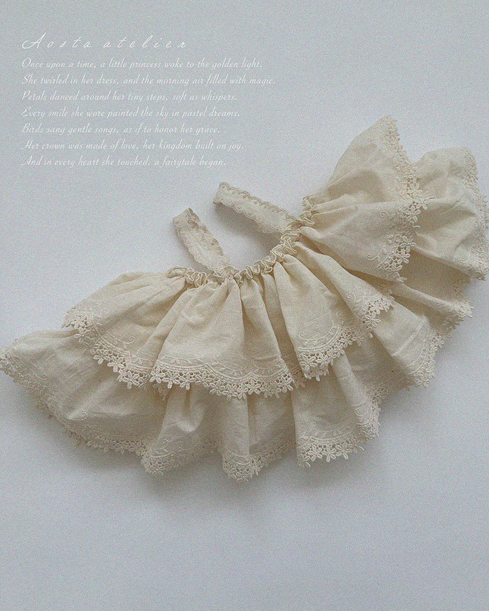 正韓春aosta 蕾絲蛋糕罩衫