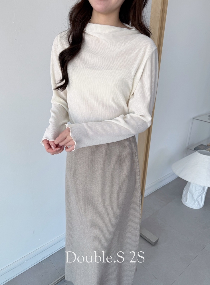 波紋光澤感捲邊TEE*3色