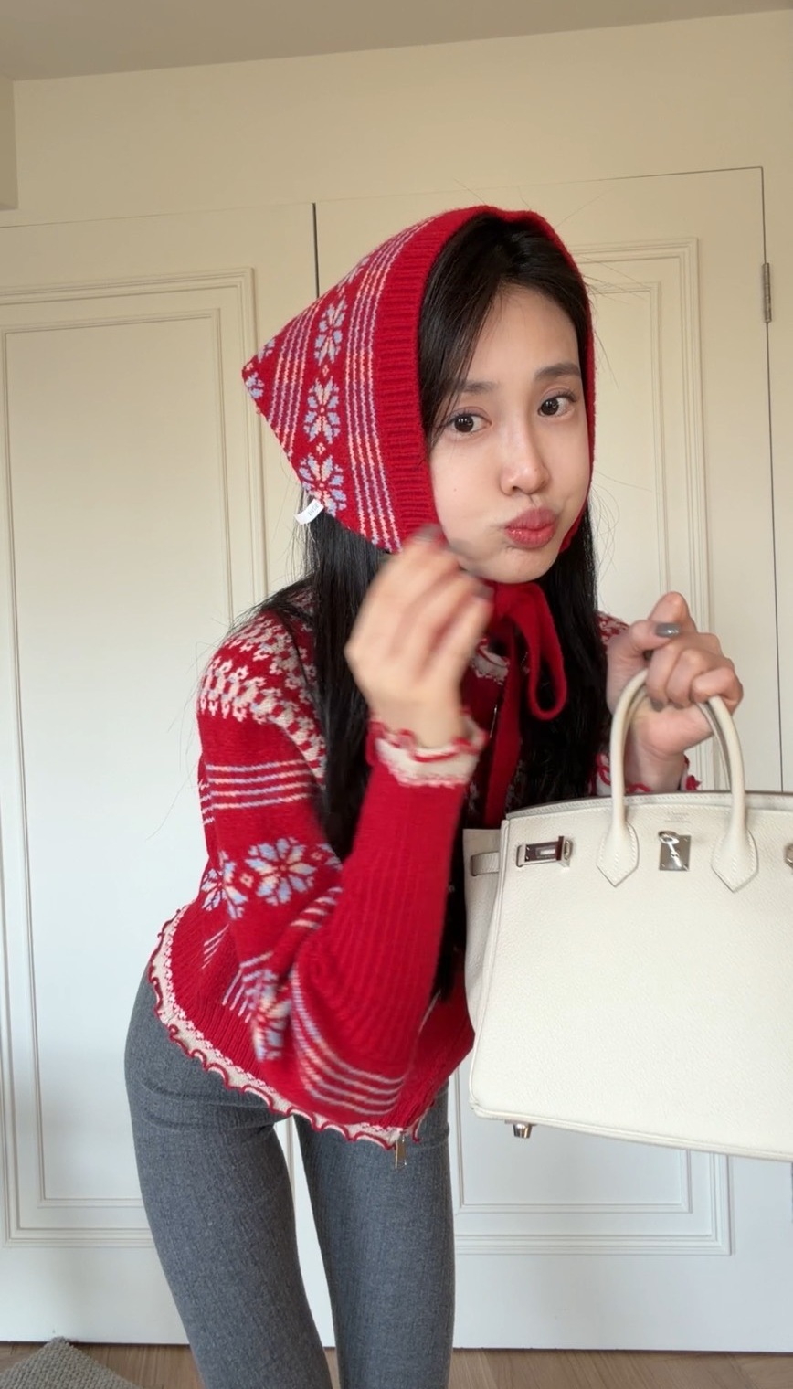 【新款少量現貨】｜韓國｜雪花造型針織外套(附綁巾)